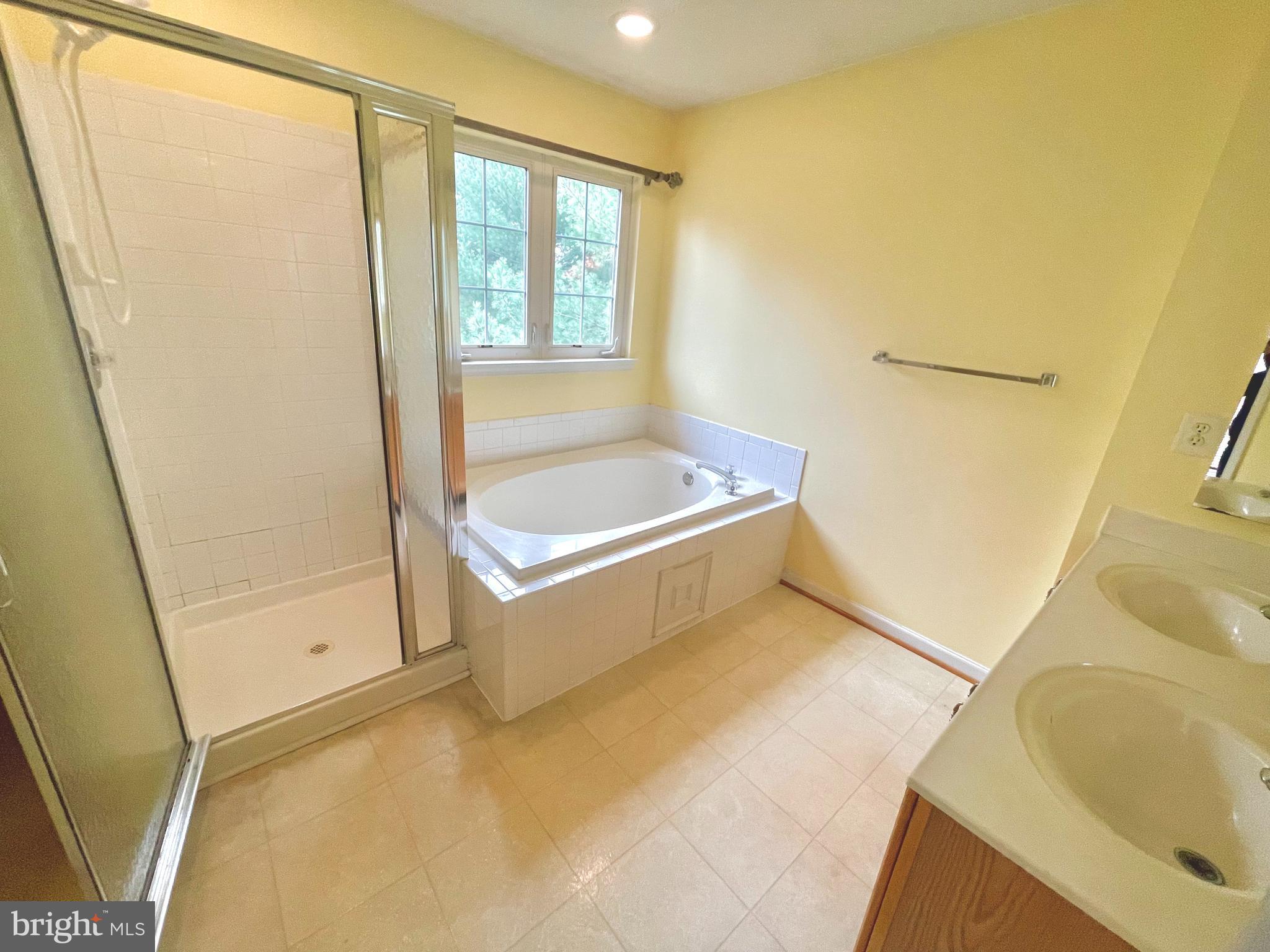 SPRING RIDGE - Residential Lease