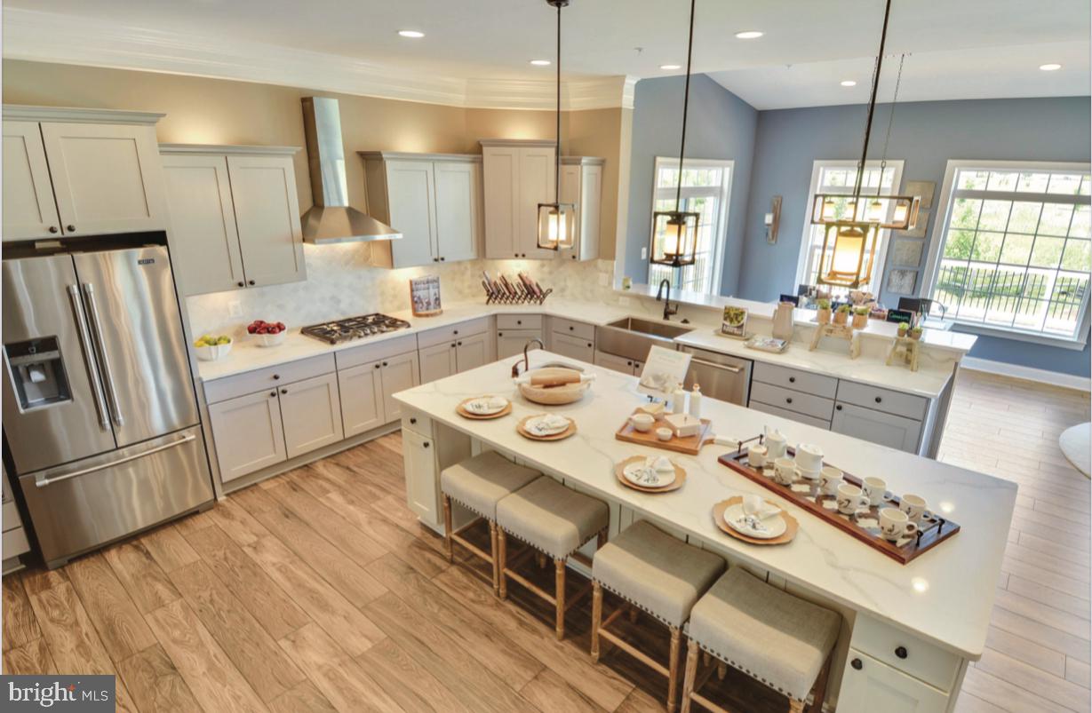 QUEEN ANNE - Residential