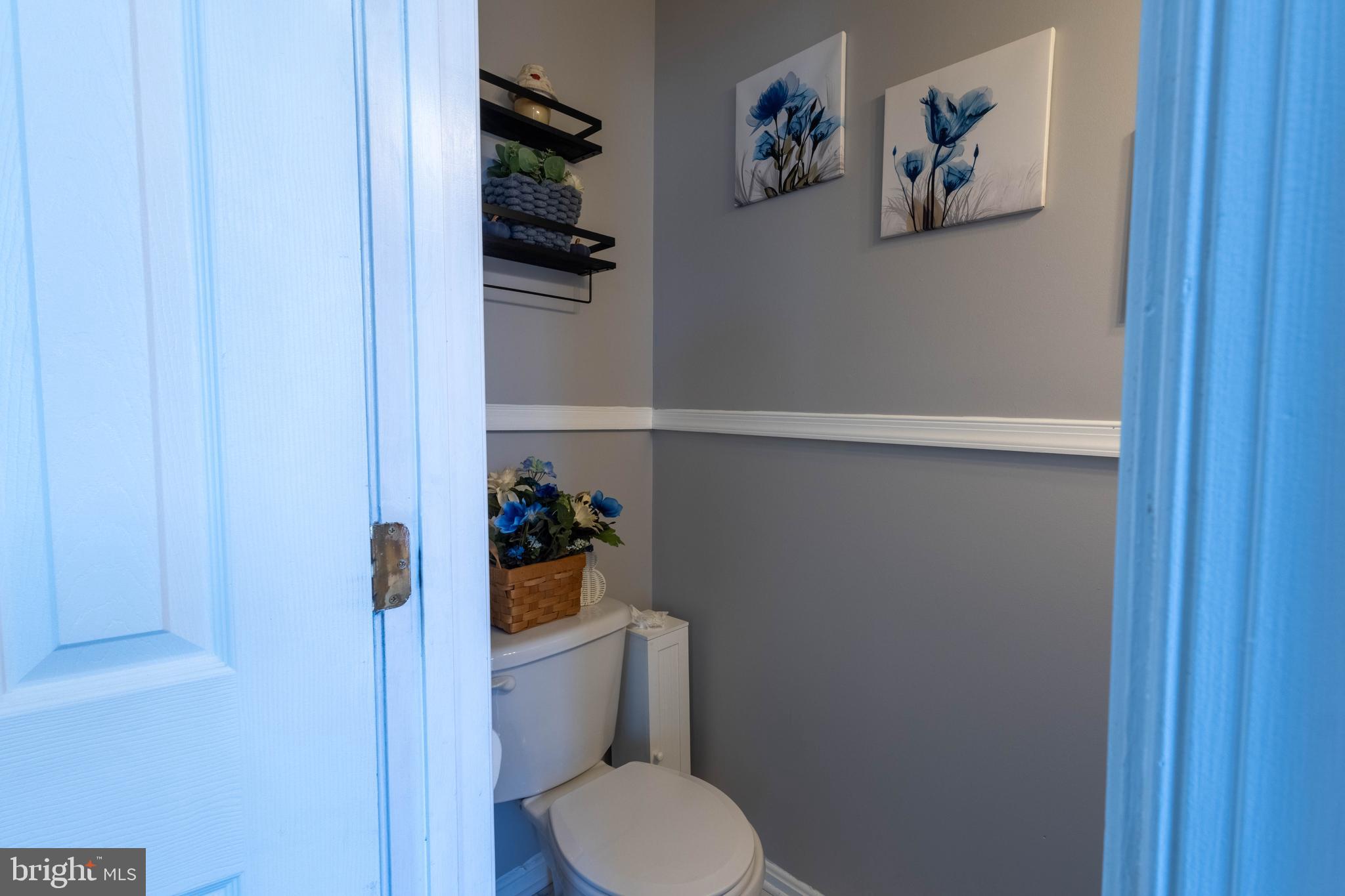 HILLSIDE TERRACE - Residential