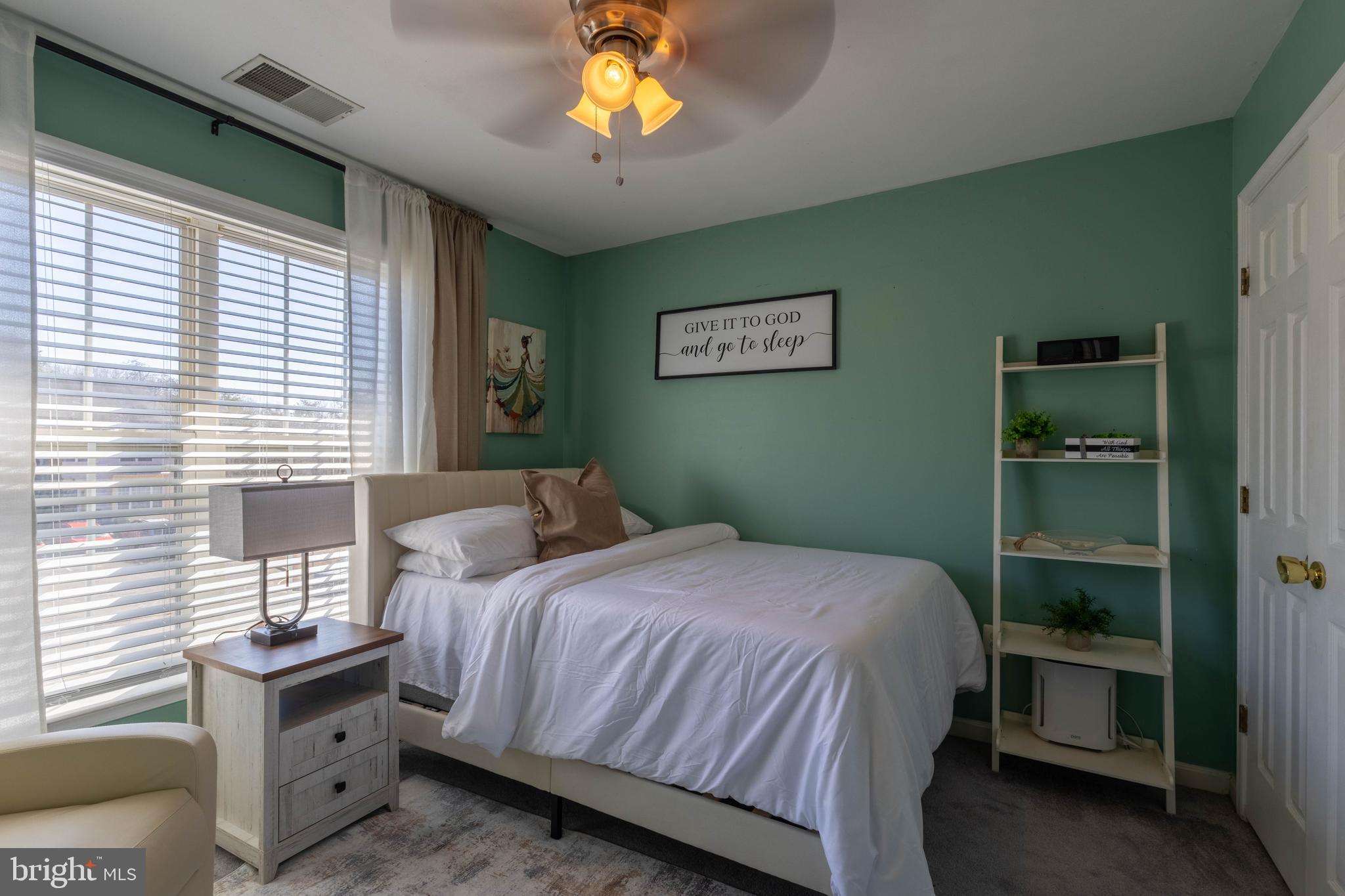 HILLSIDE TERRACE - Residential