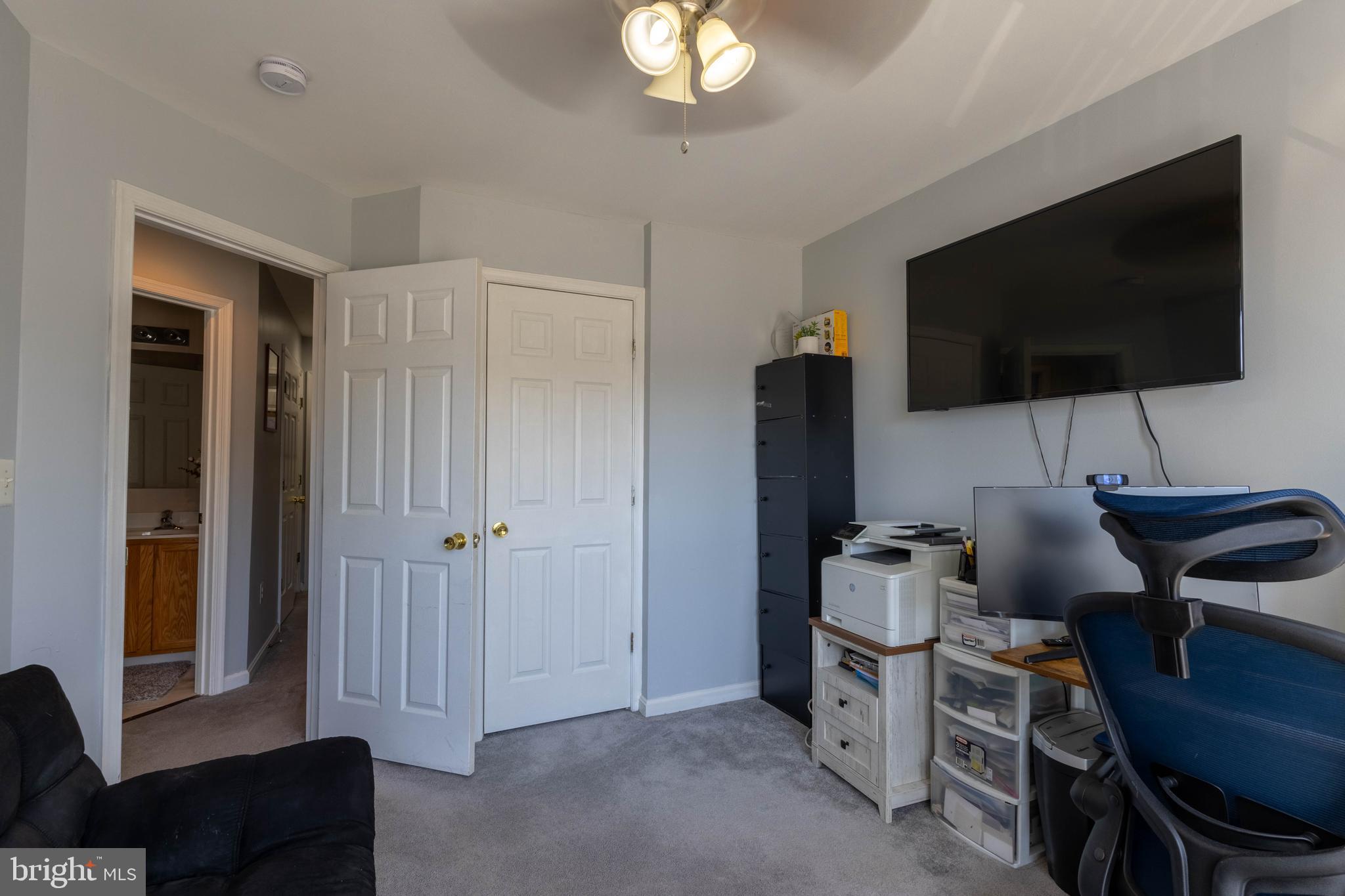 HILLSIDE TERRACE - Residential