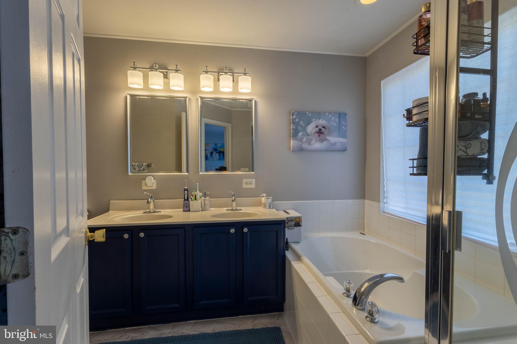 HILLSIDE TERRACE - Residential