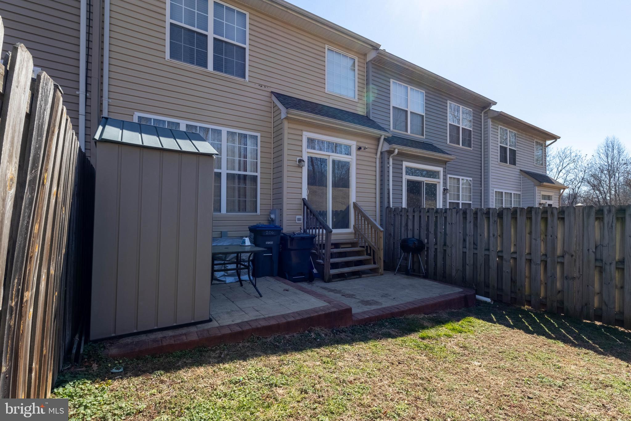 HILLSIDE TERRACE - Residential