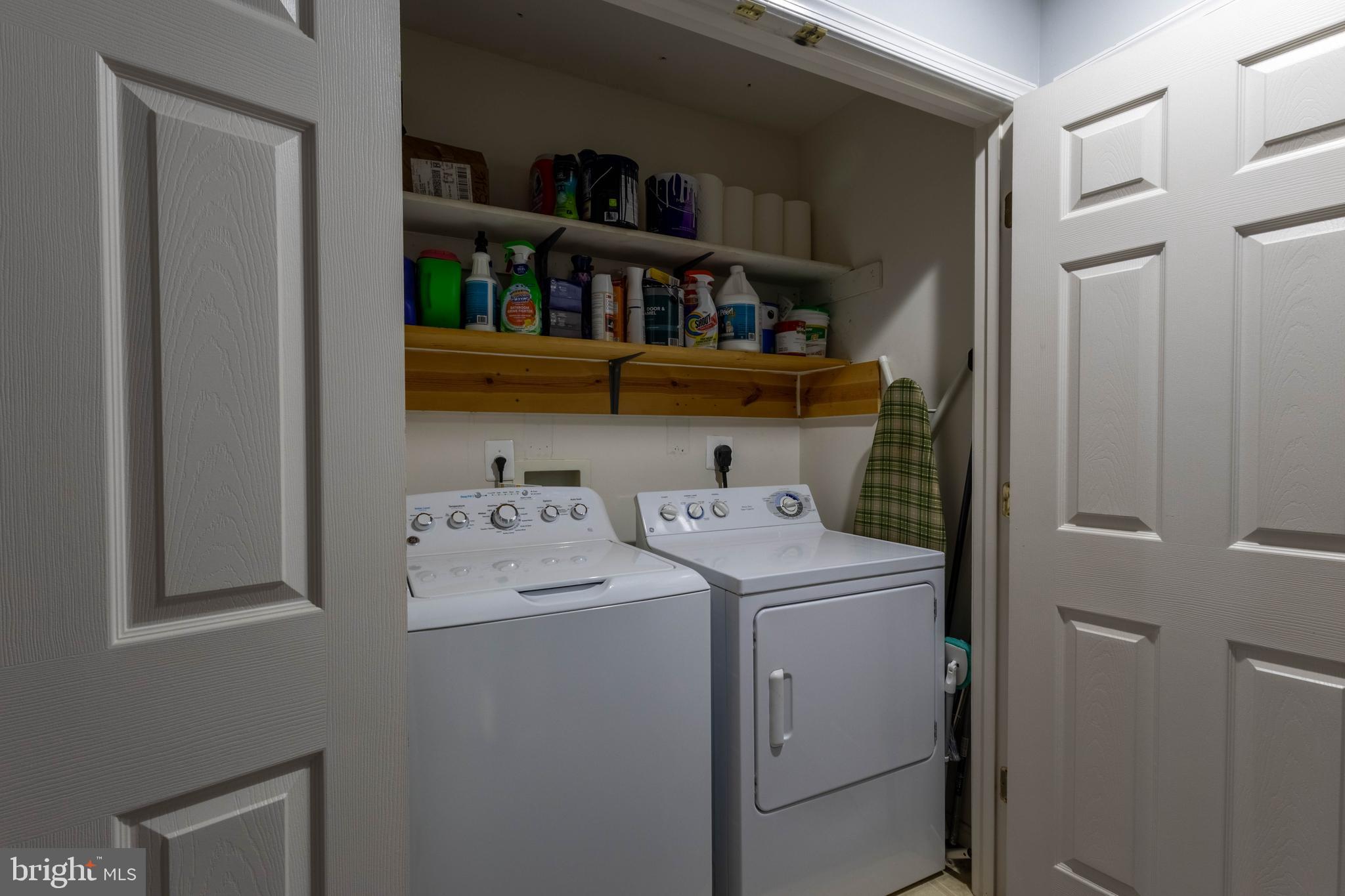 HILLSIDE TERRACE - Residential