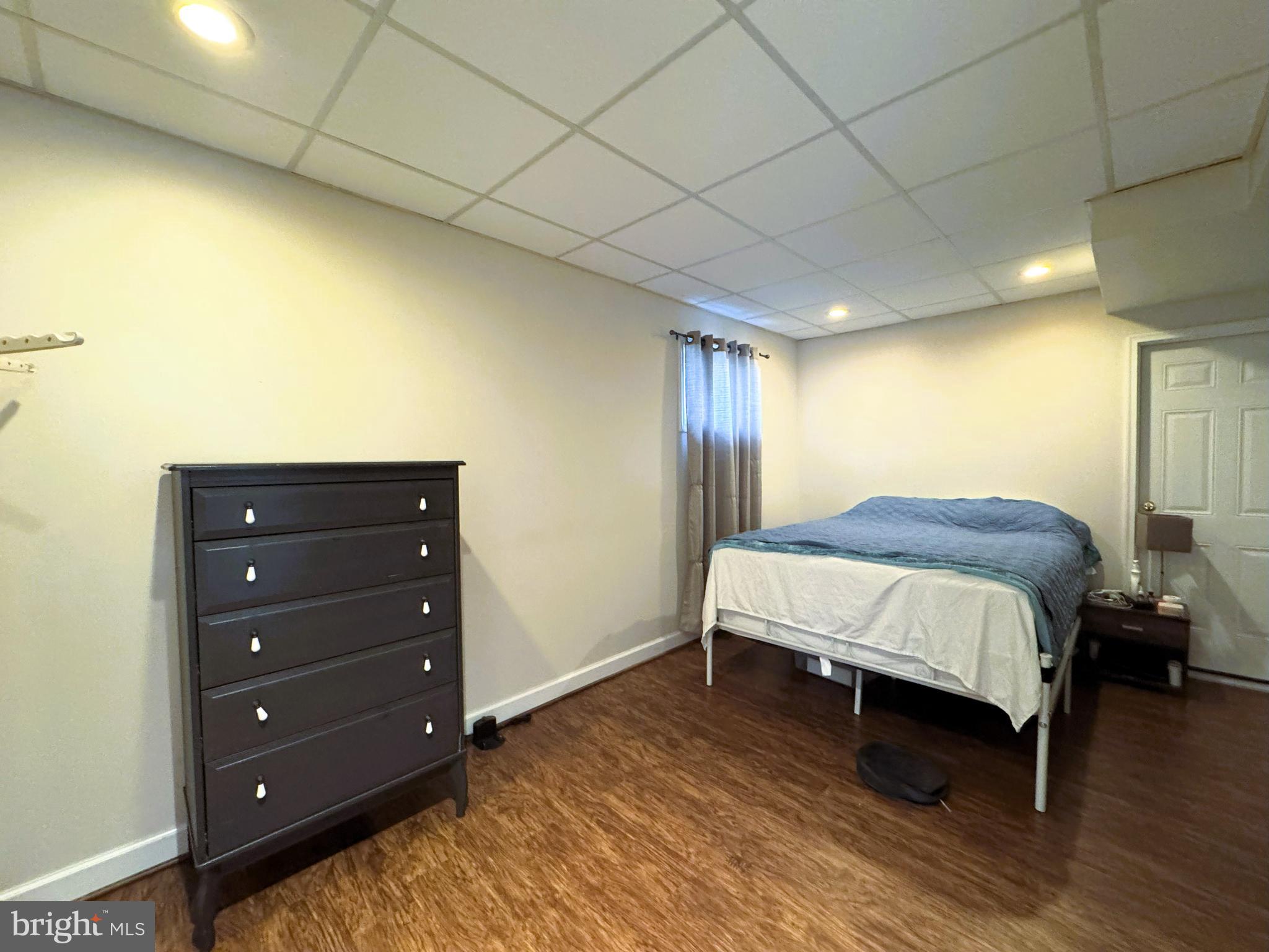 ASPEN WOODS - Residential Lease