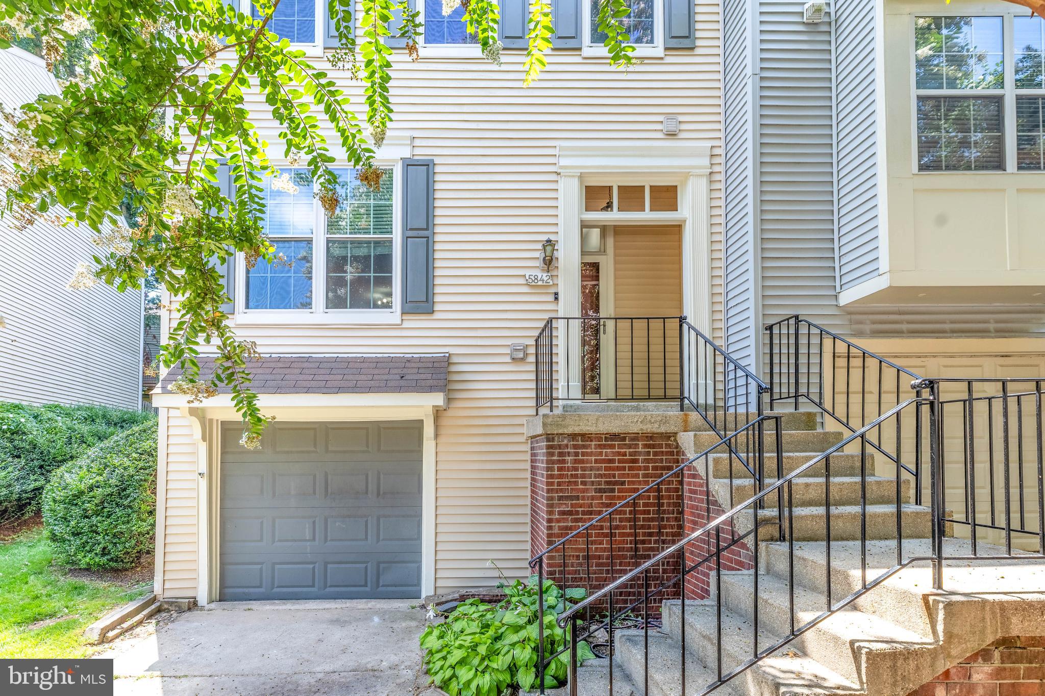 5842 WYE OAK COMMONS COURT 21