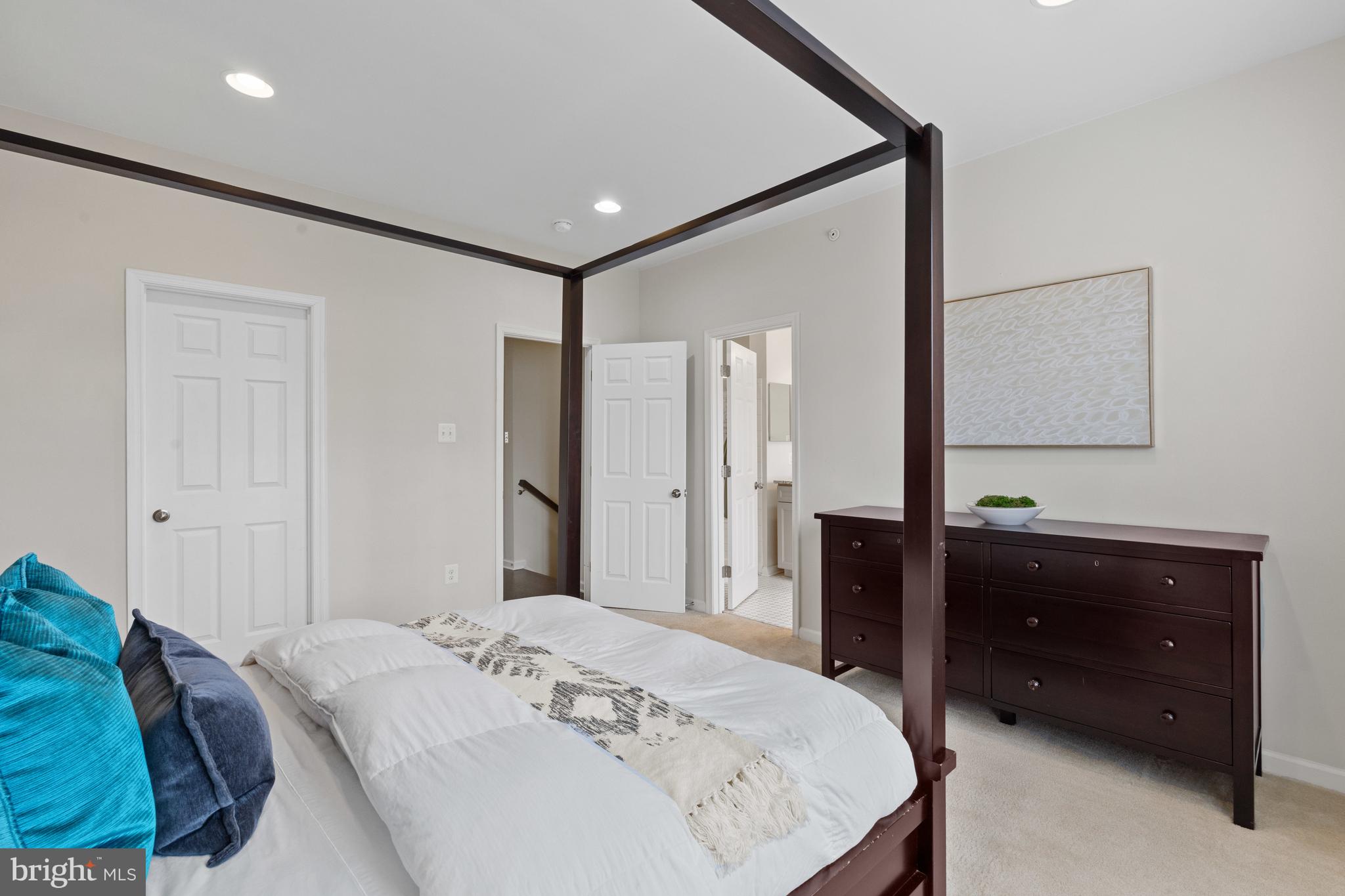 SMITH HOME FARM - Residential