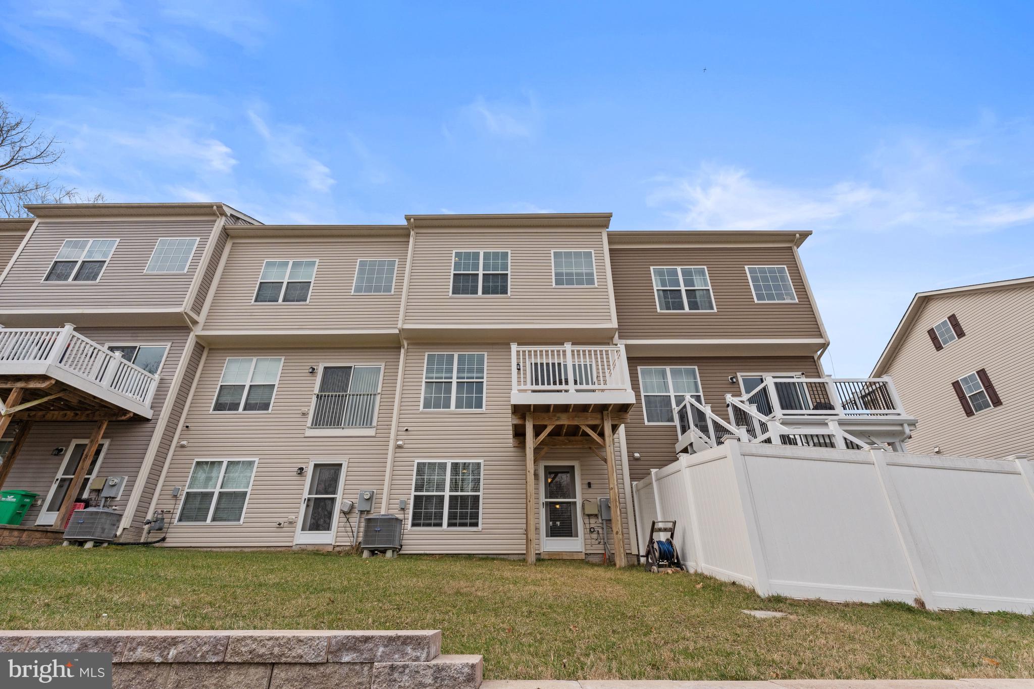 SMITH HOME FARM - Residential