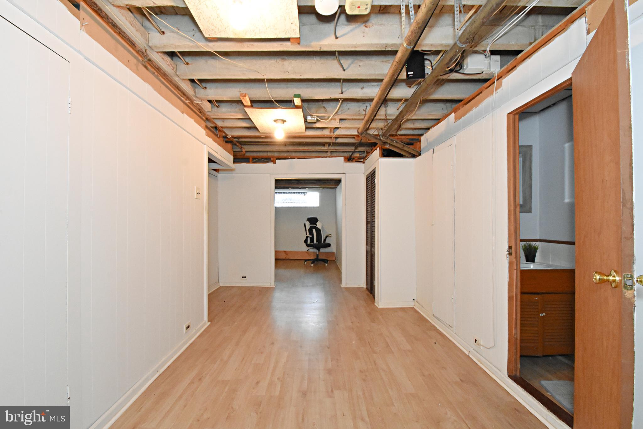 LAWNCREST - Residential