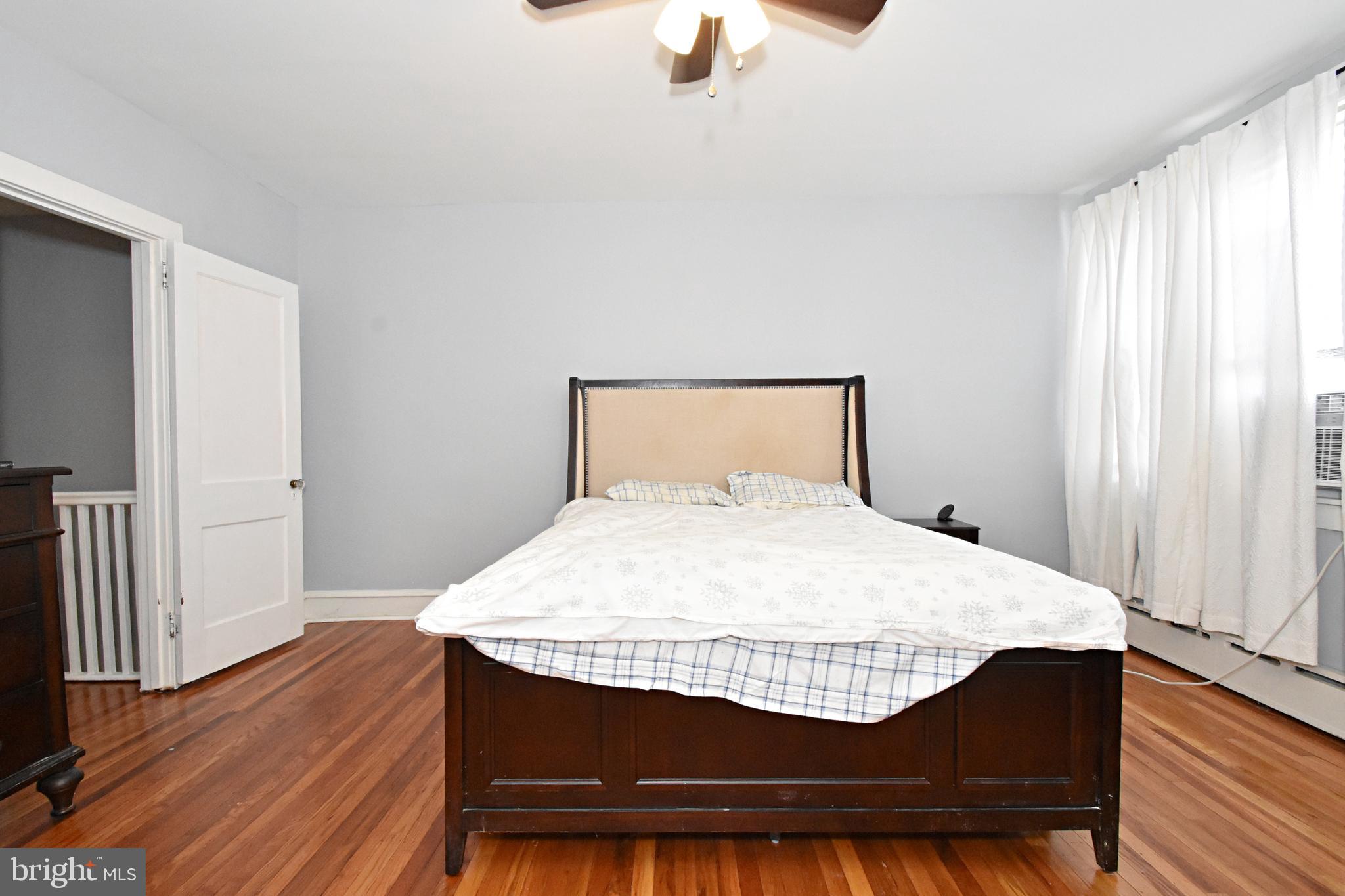 LAWNCREST - Residential