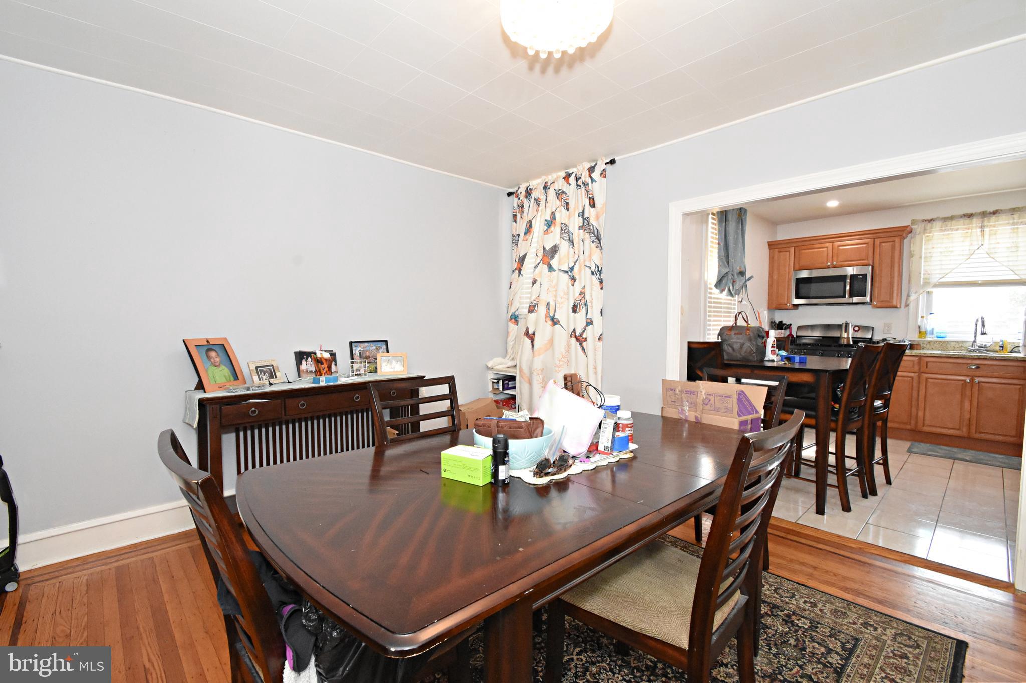 LAWNCREST - Residential