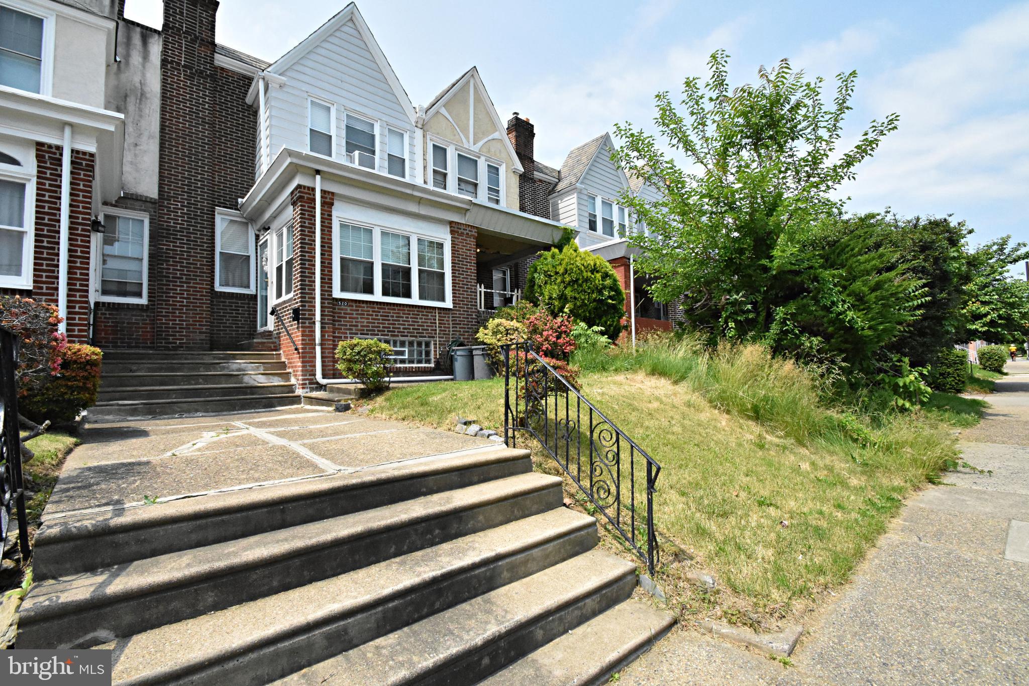 LAWNCREST - Residential