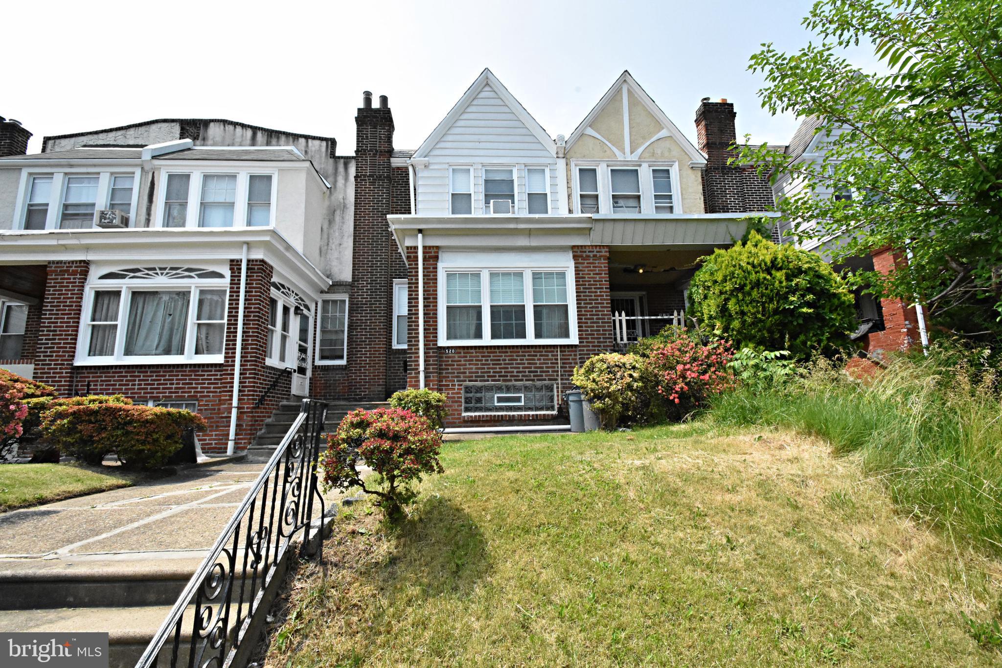 LAWNCREST - Residential