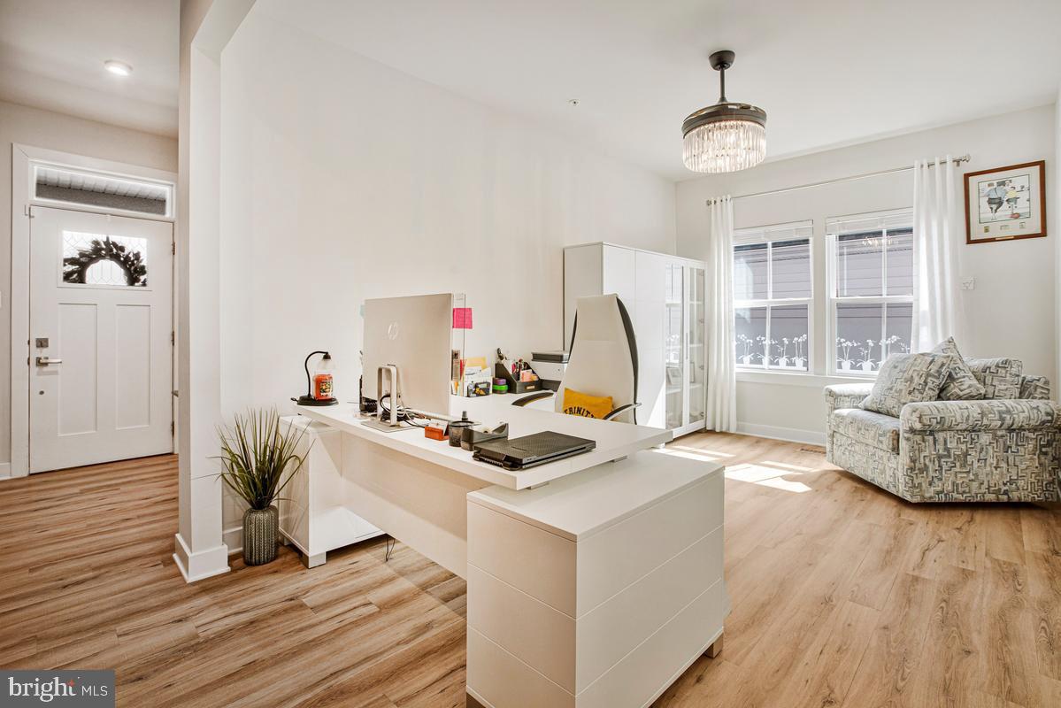 TWO RIVERS - Residential