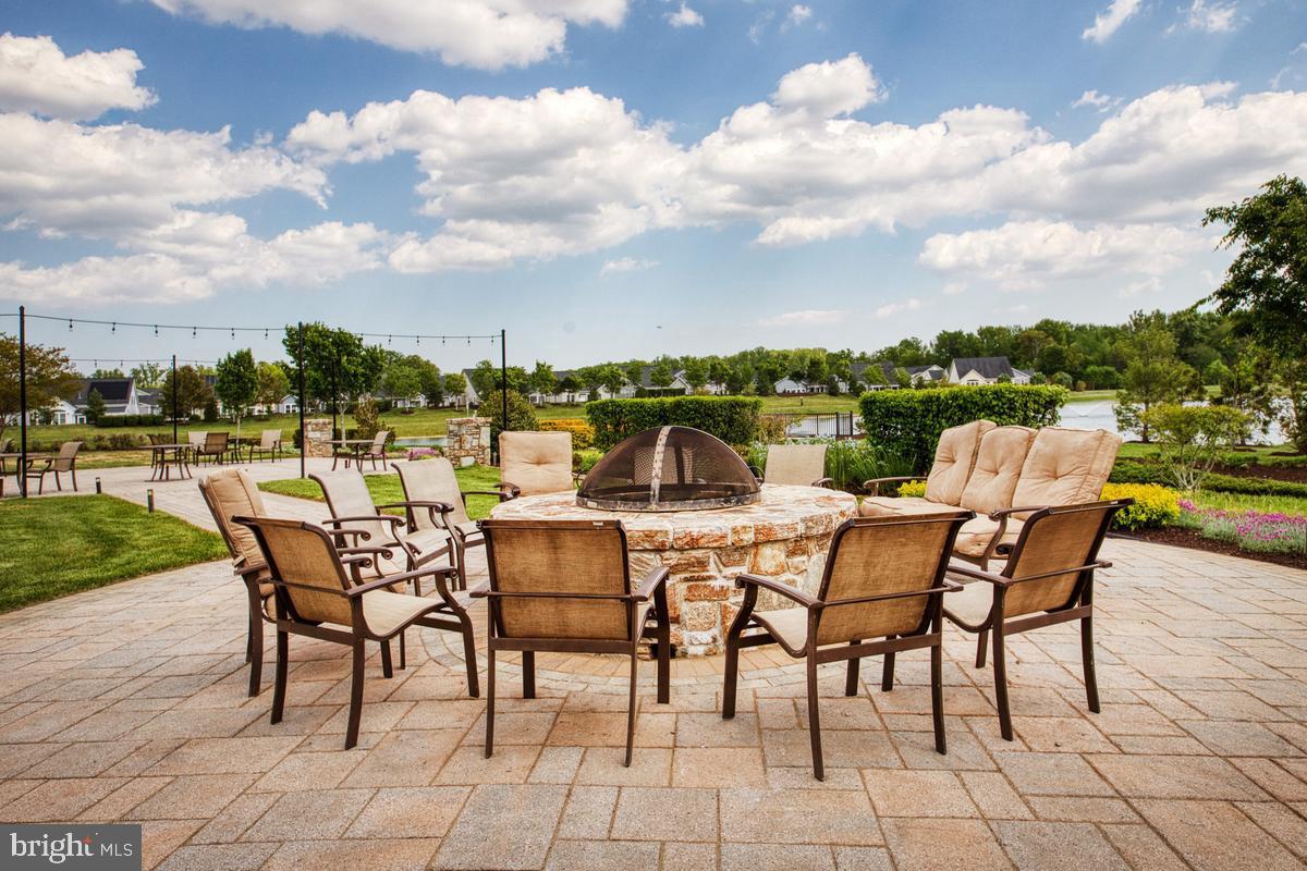 TWO RIVERS - Residential