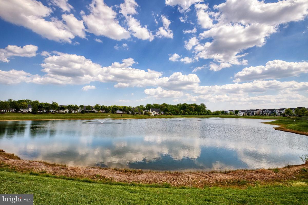 TWO RIVERS - Residential