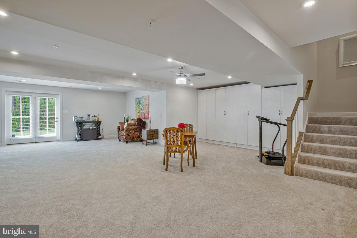 TWO RIVERS - Residential