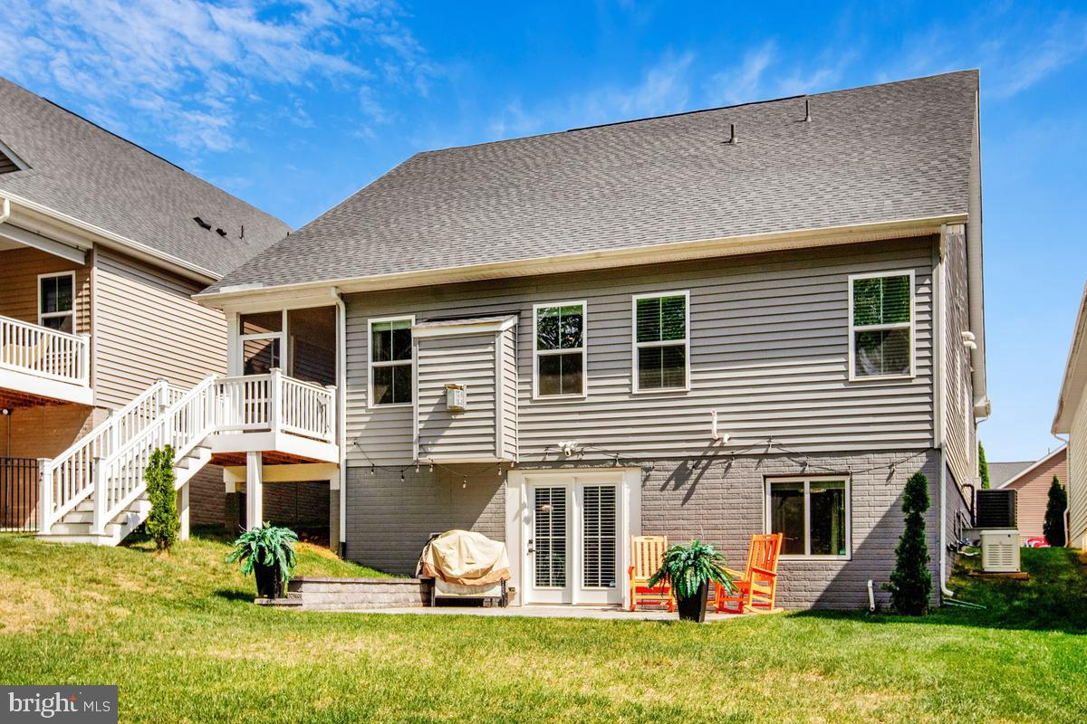 TWO RIVERS - Residential