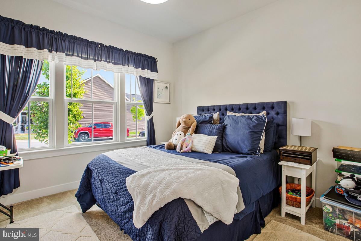 TWO RIVERS - Residential