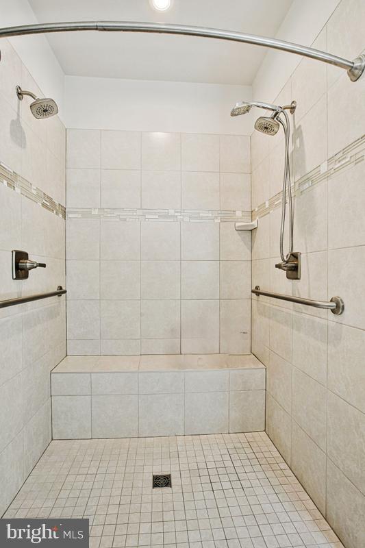 TWO RIVERS - Residential