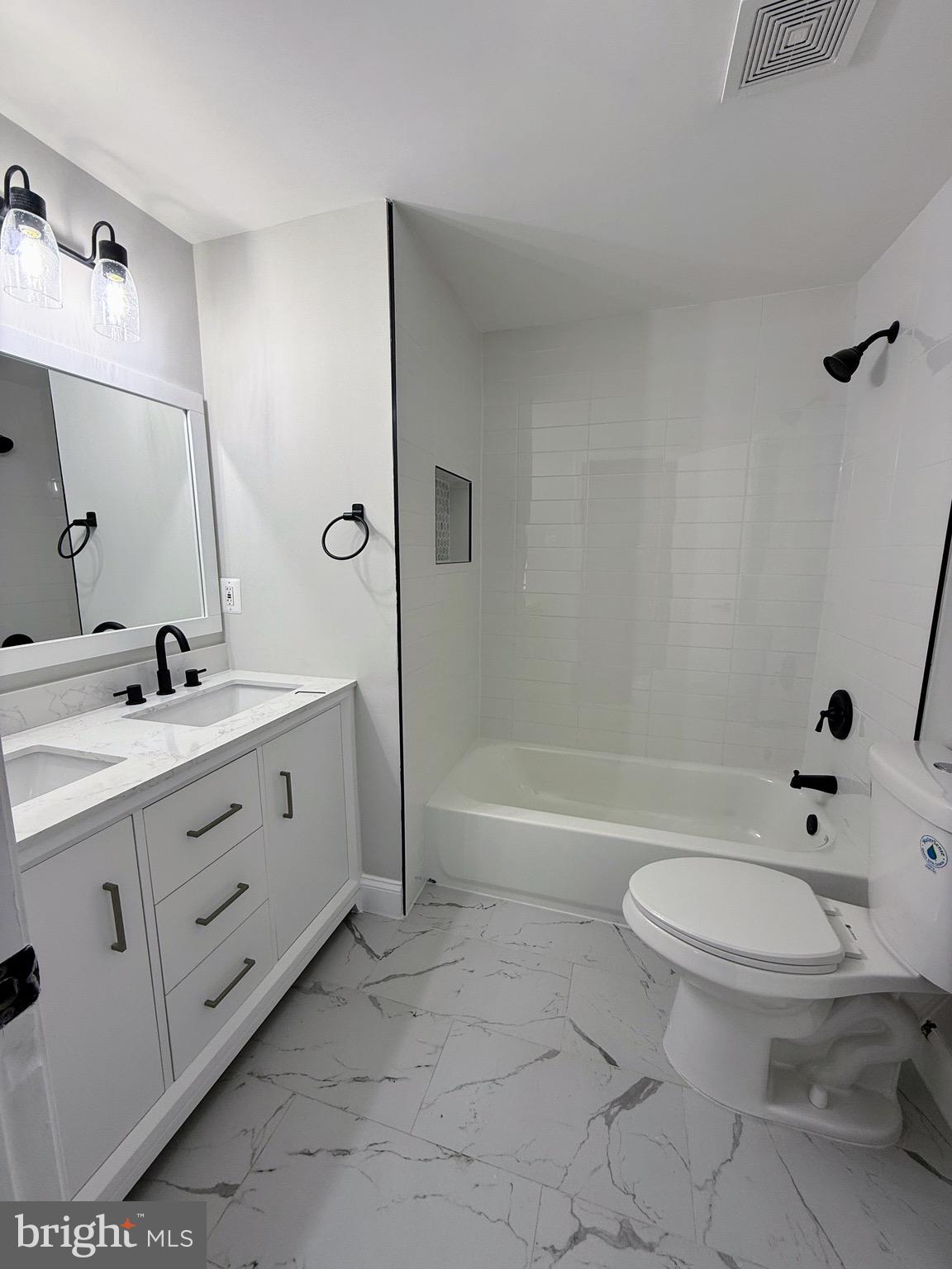 NEWPORT - Residential