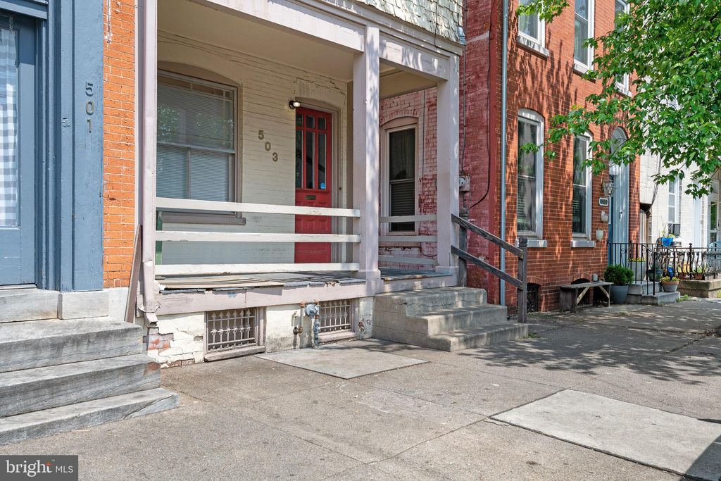 Photo of 503 E KING ST, LANCASTER, PA 17602 (MLS # PALA2034124)