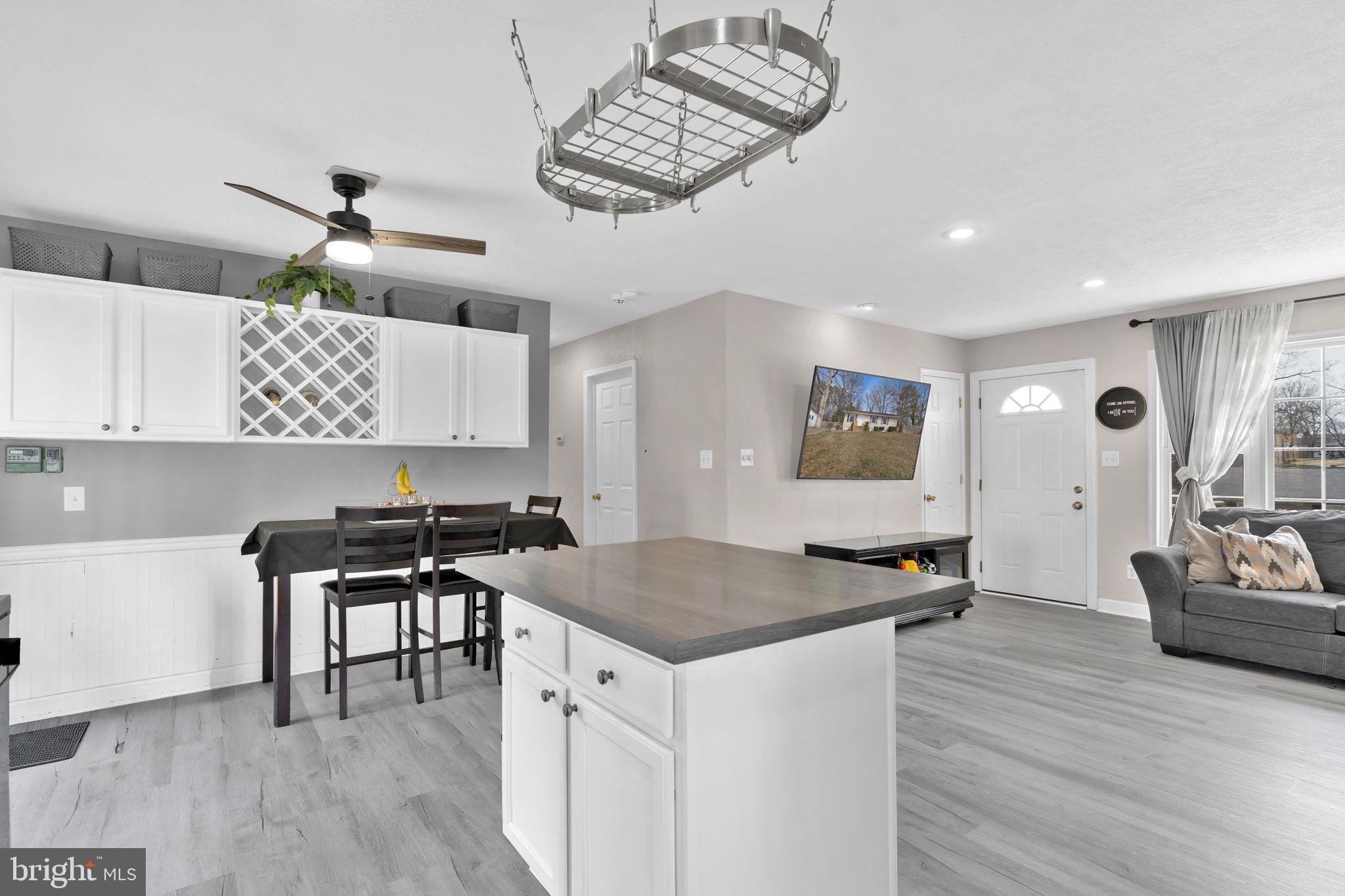 SPRING VALLEY - Residential