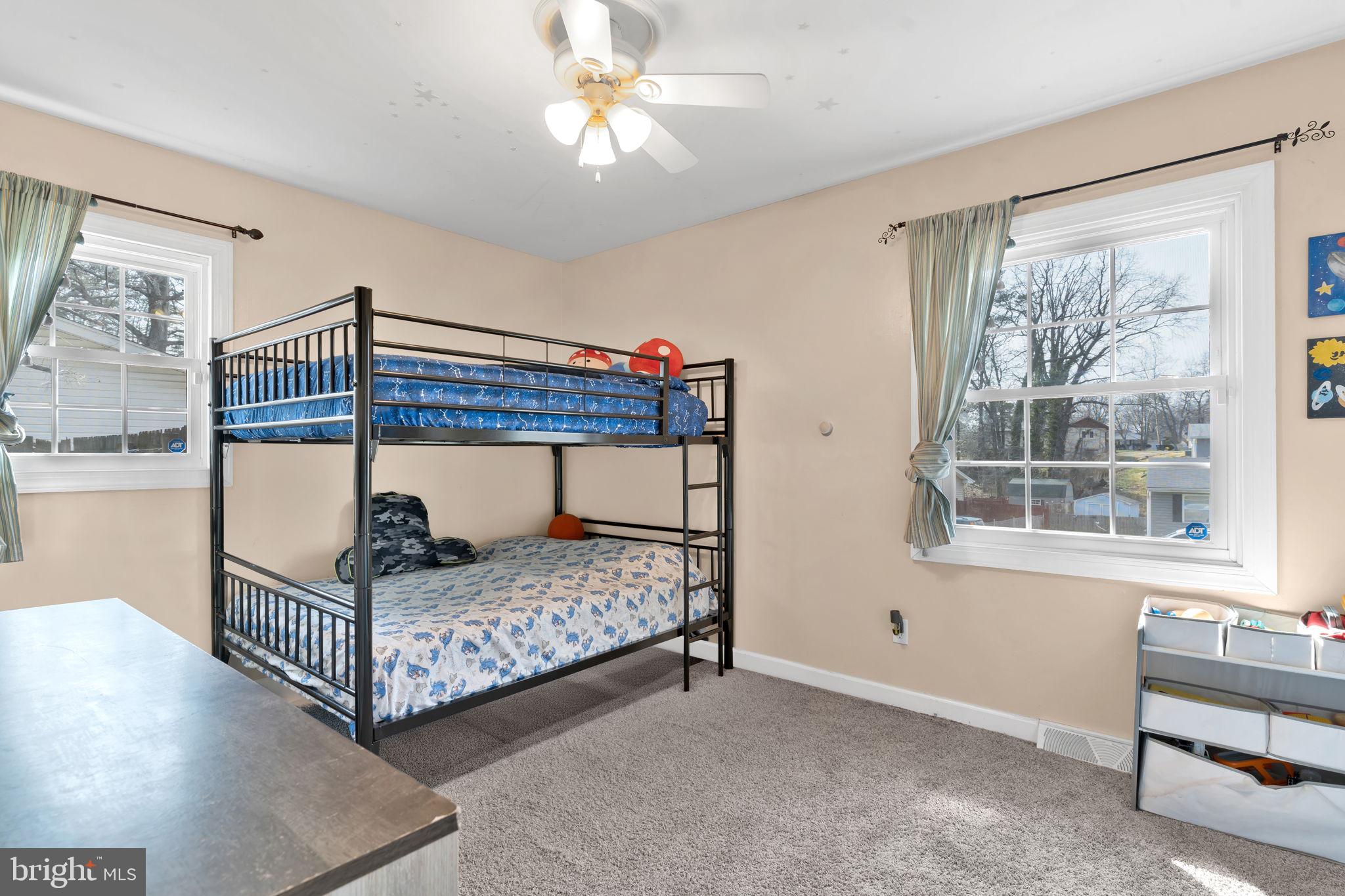 SPRING VALLEY - Residential