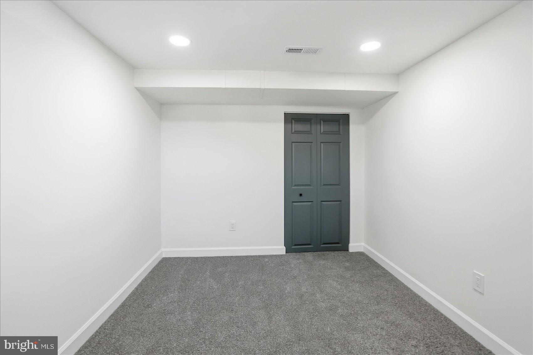 LOCH RAVEN - Residential