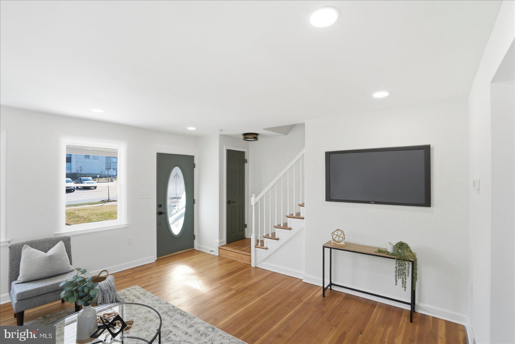 LOCH RAVEN - Residential