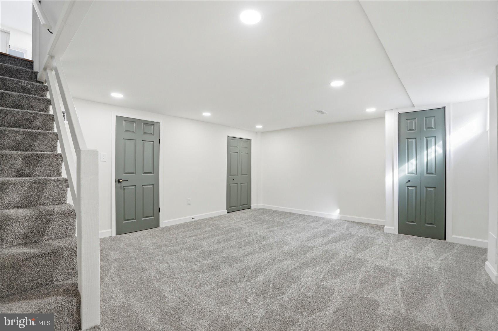 LOCH RAVEN - Residential