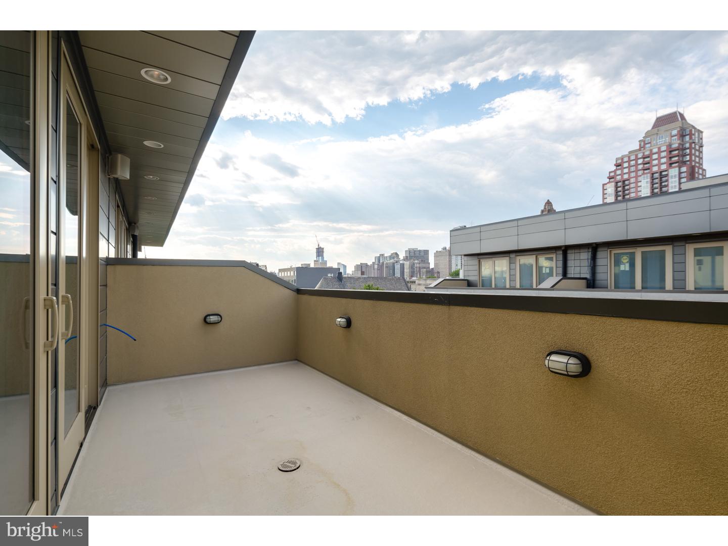 BELLA VISTA - Residential