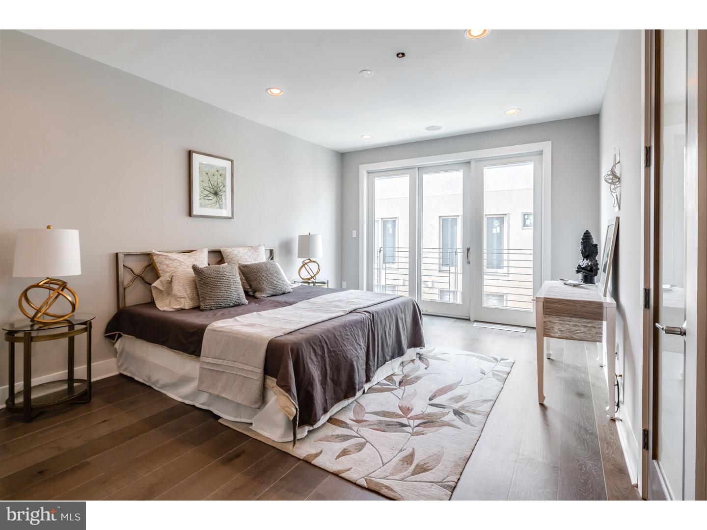 BELLA VISTA - Residential