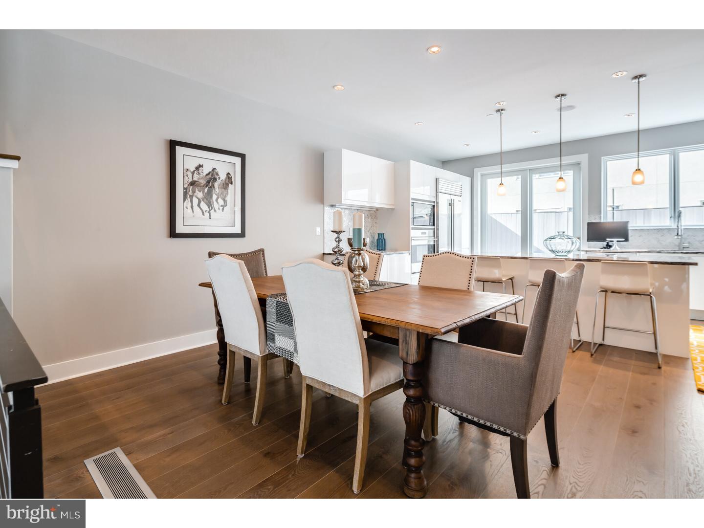 BELLA VISTA - Residential