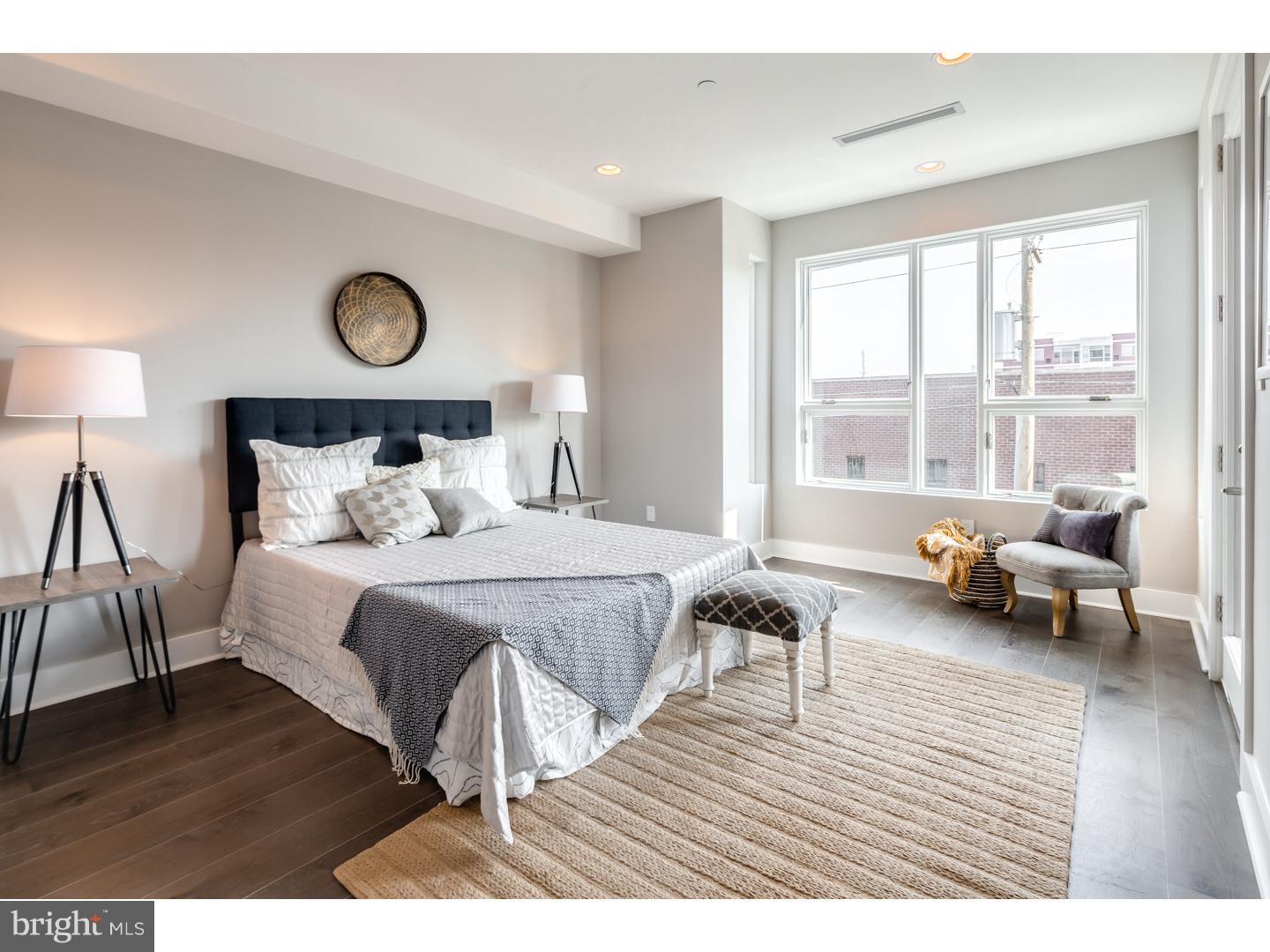 BELLA VISTA - Residential