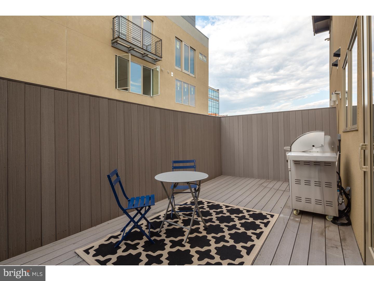 BELLA VISTA - Residential