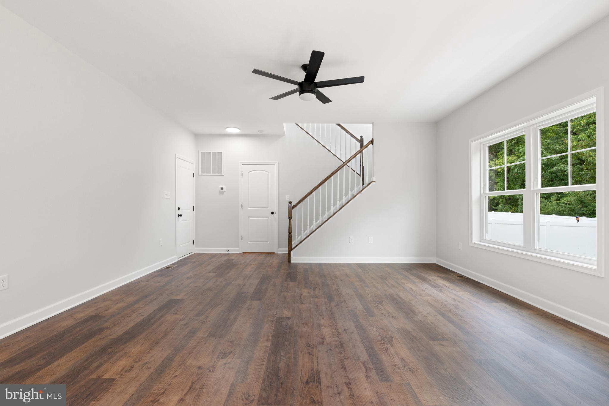 CAREFREE ACRES - Residential