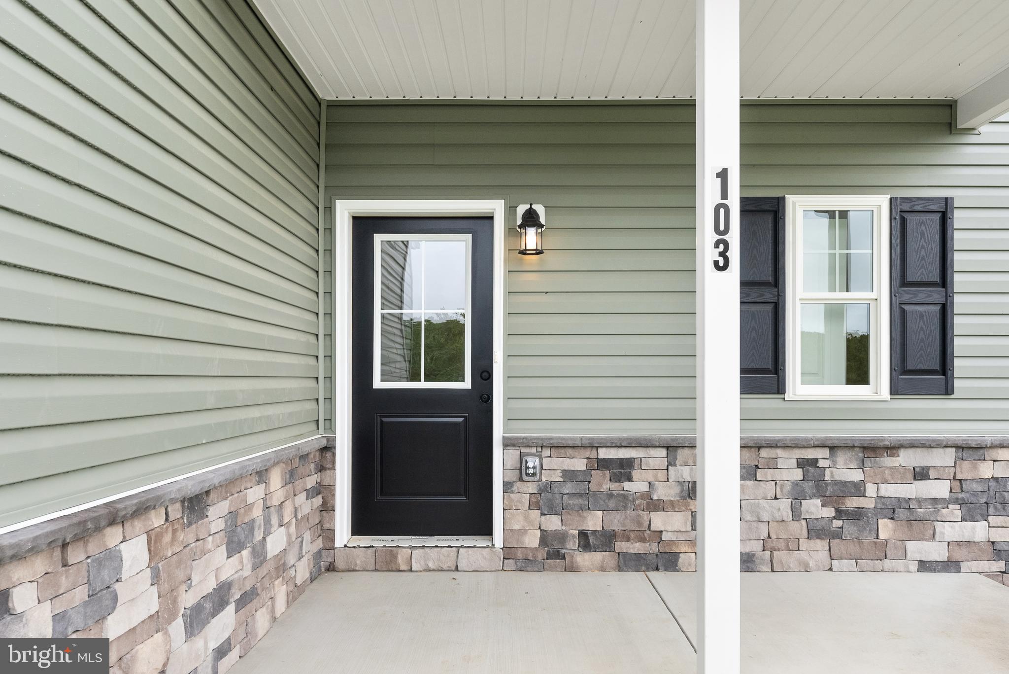 CAREFREE ACRES - Residential