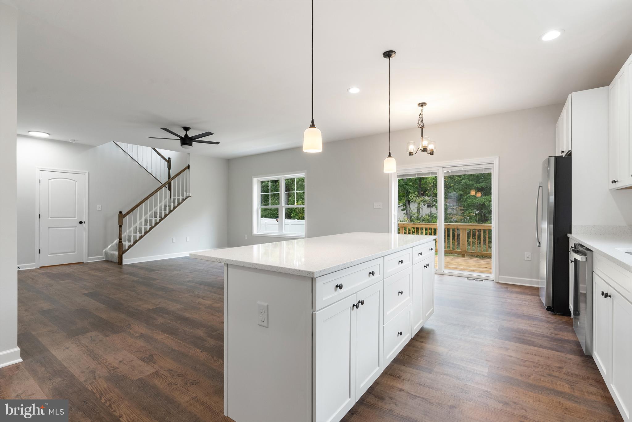 CAREFREE ACRES - Residential