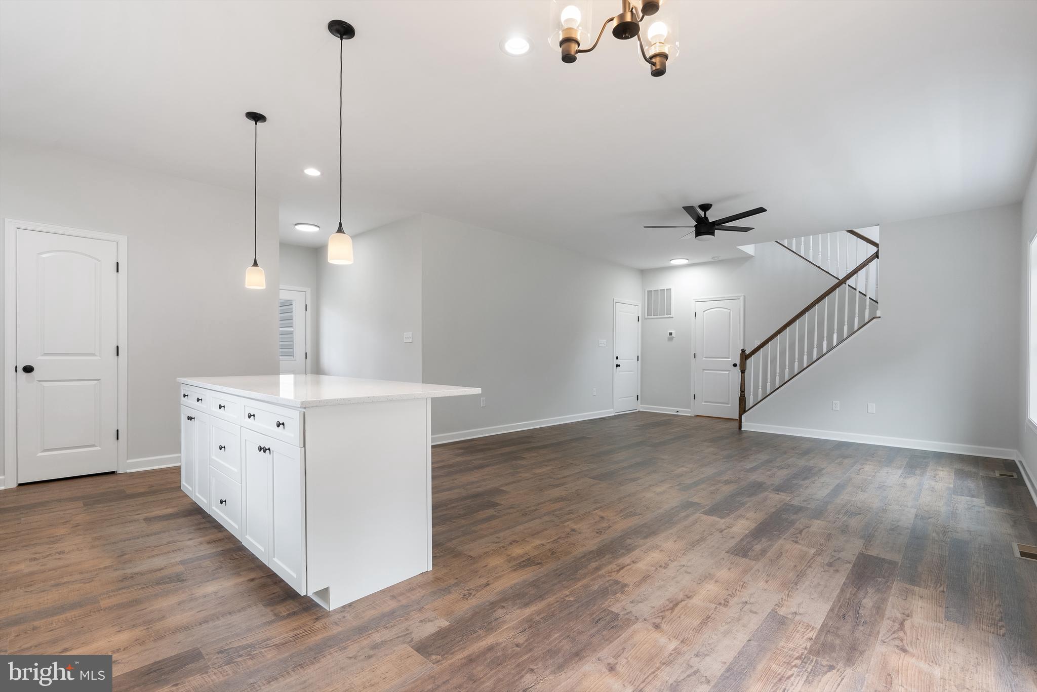 CAREFREE ACRES - Residential