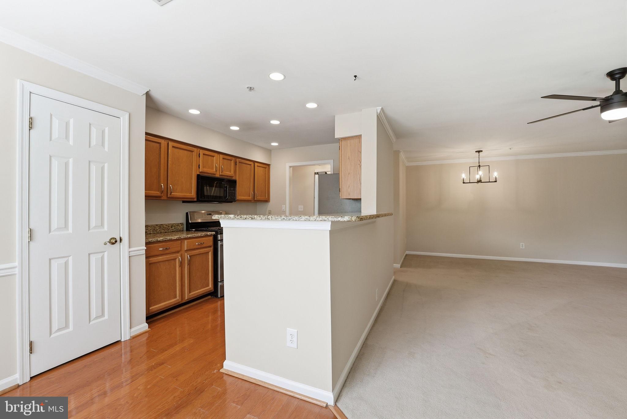 STRATFORD CONDOS - Residential