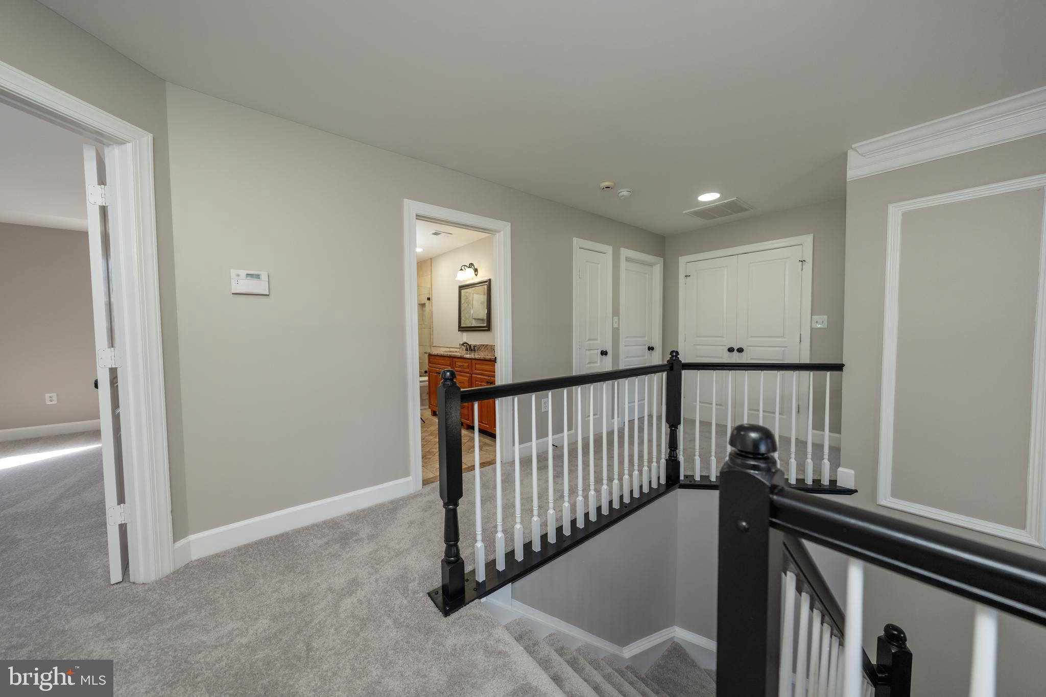 OAK VALLEY - Residential