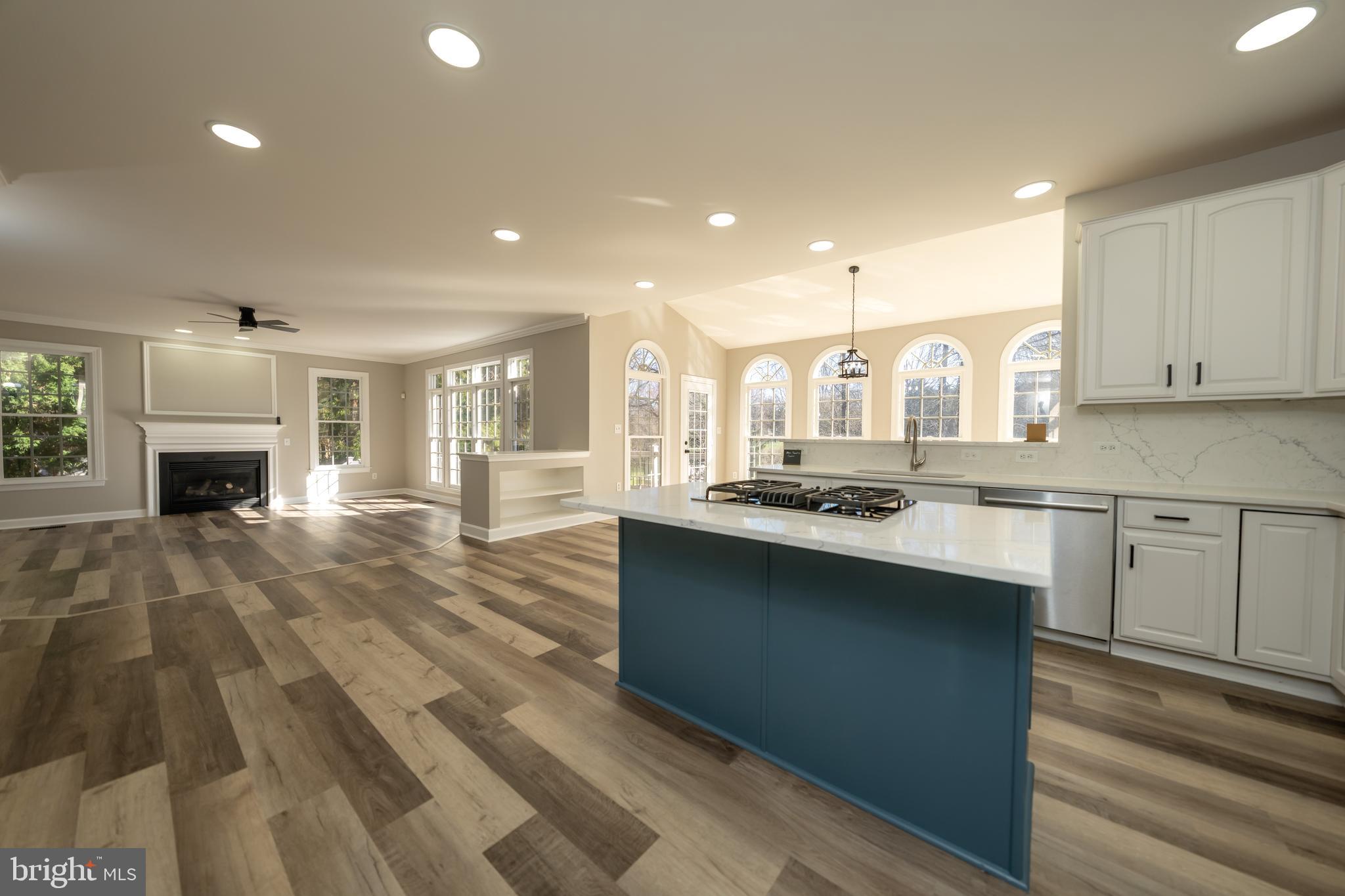 OAK VALLEY - Residential