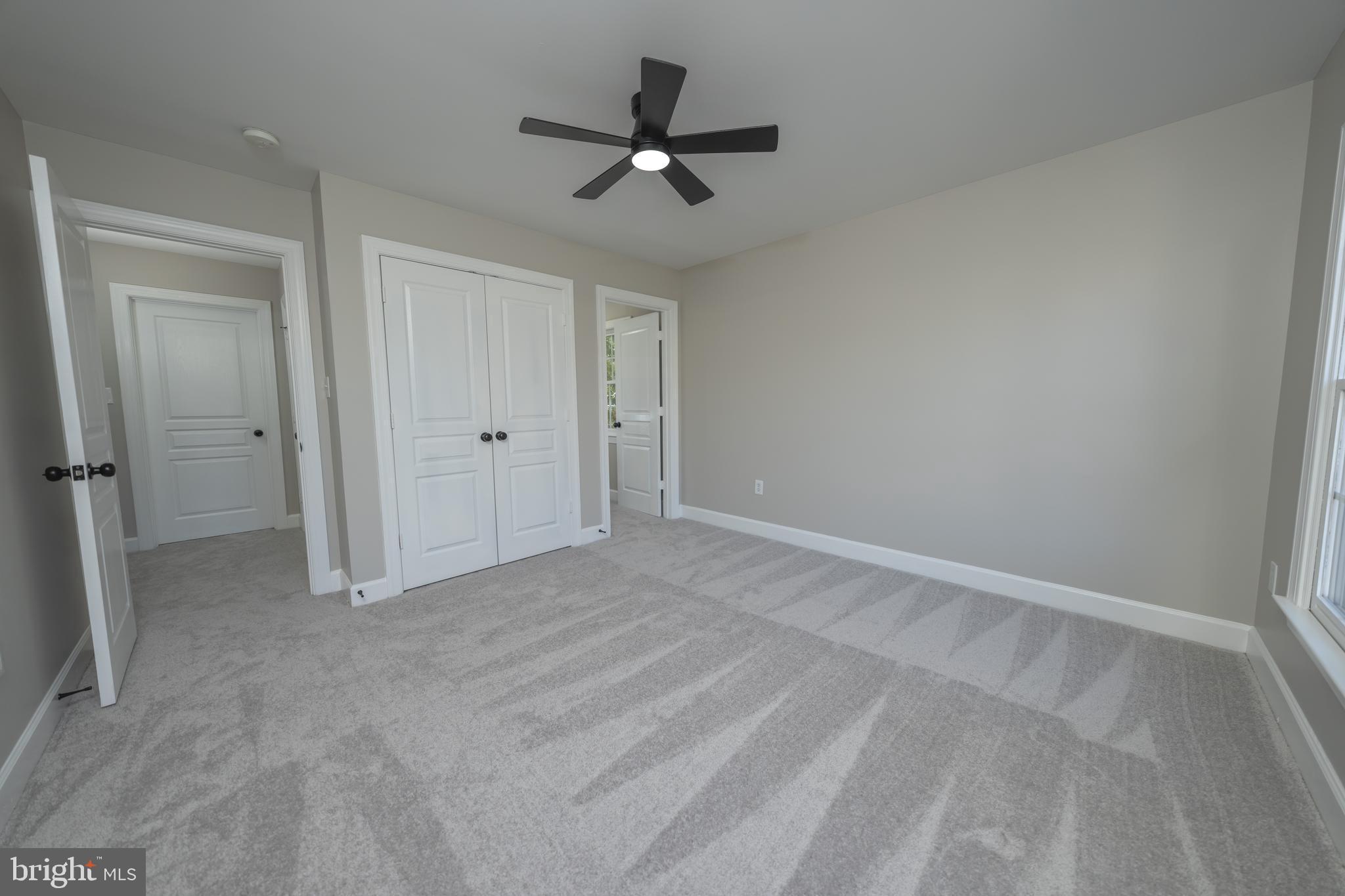 OAK VALLEY - Residential