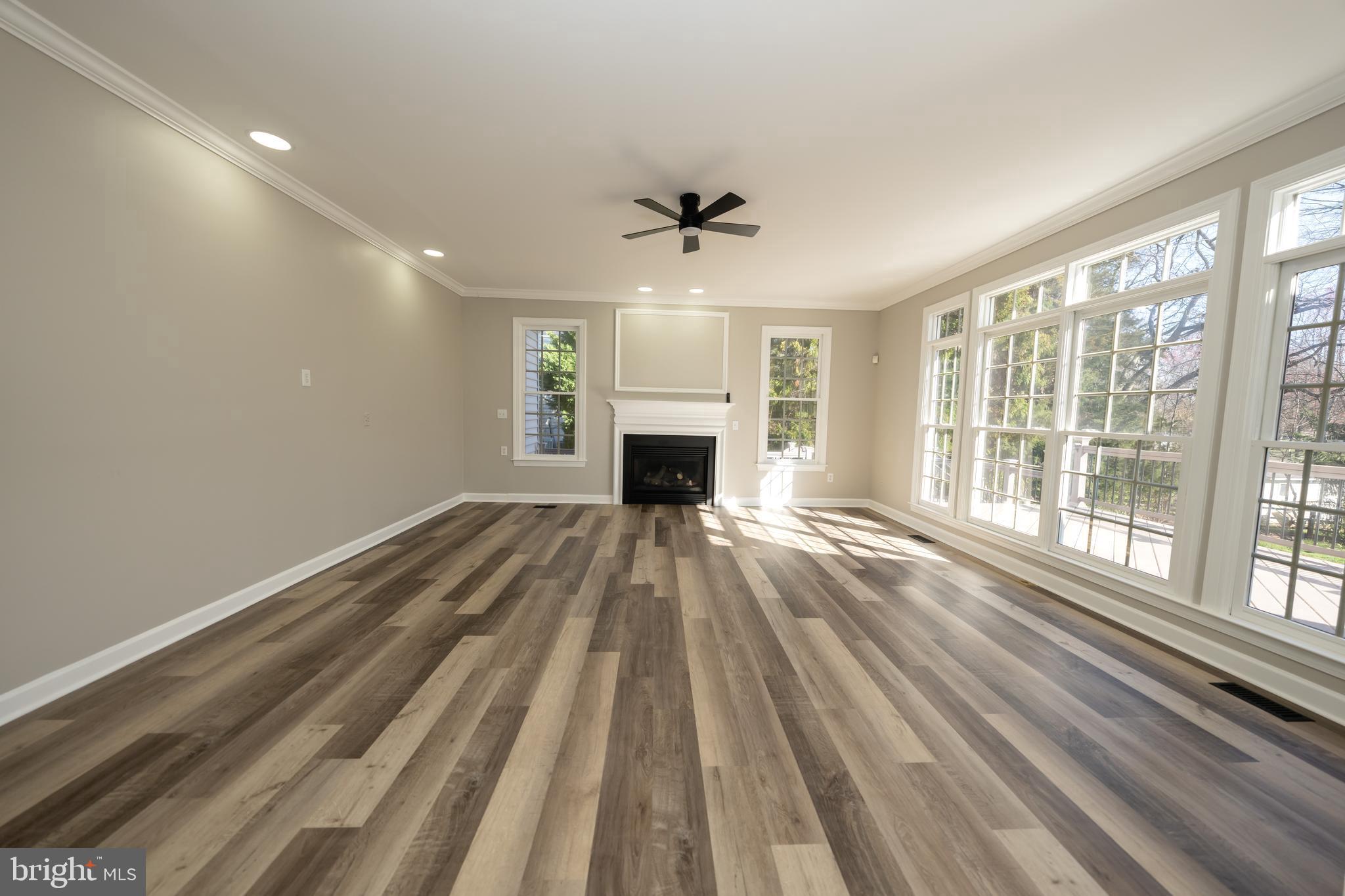 OAK VALLEY - Residential