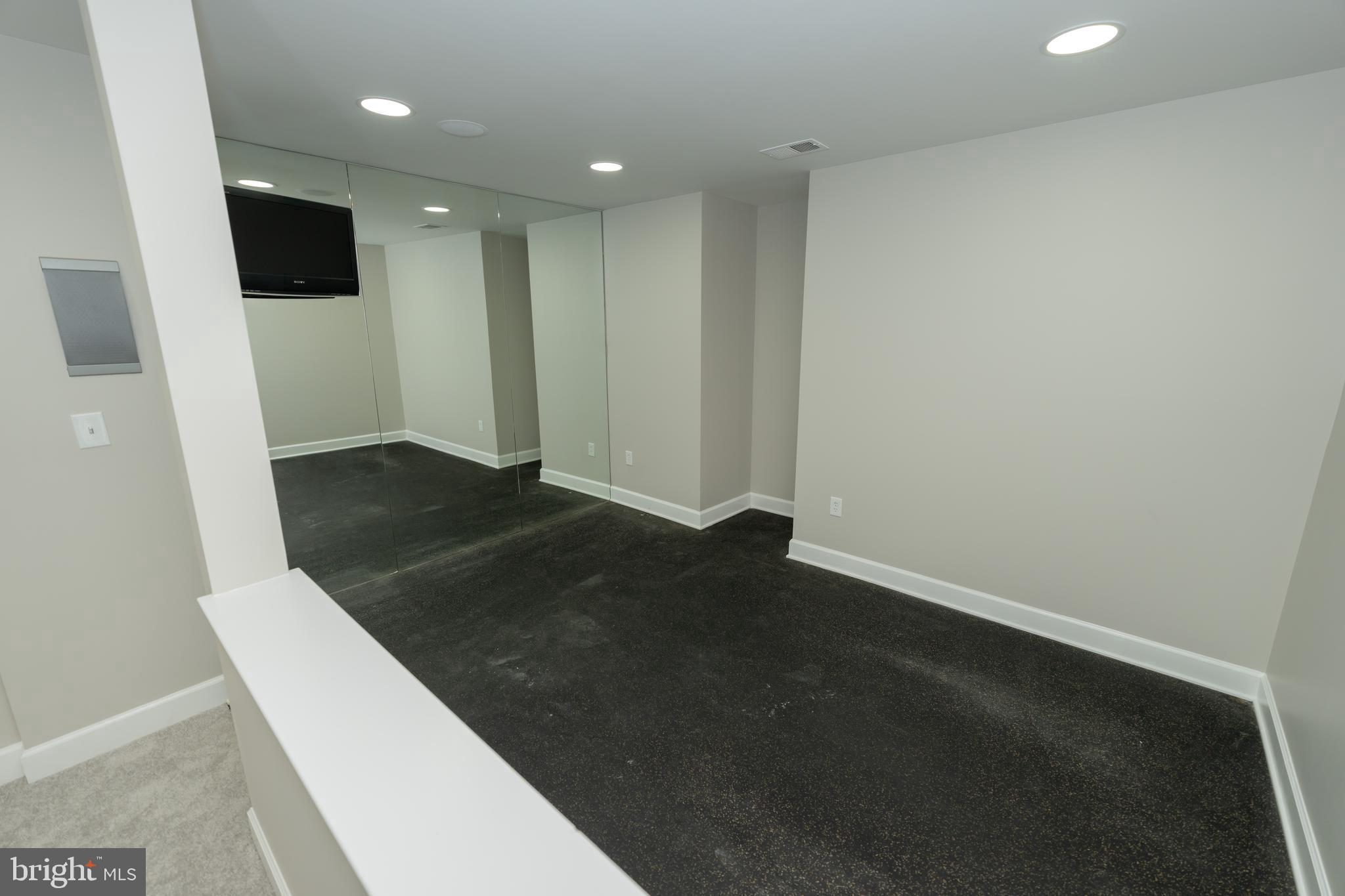 OAK VALLEY - Residential