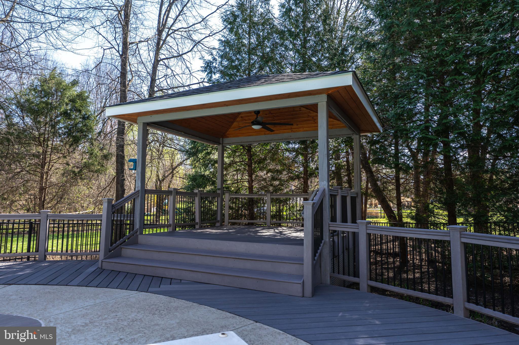 OAK VALLEY - Residential