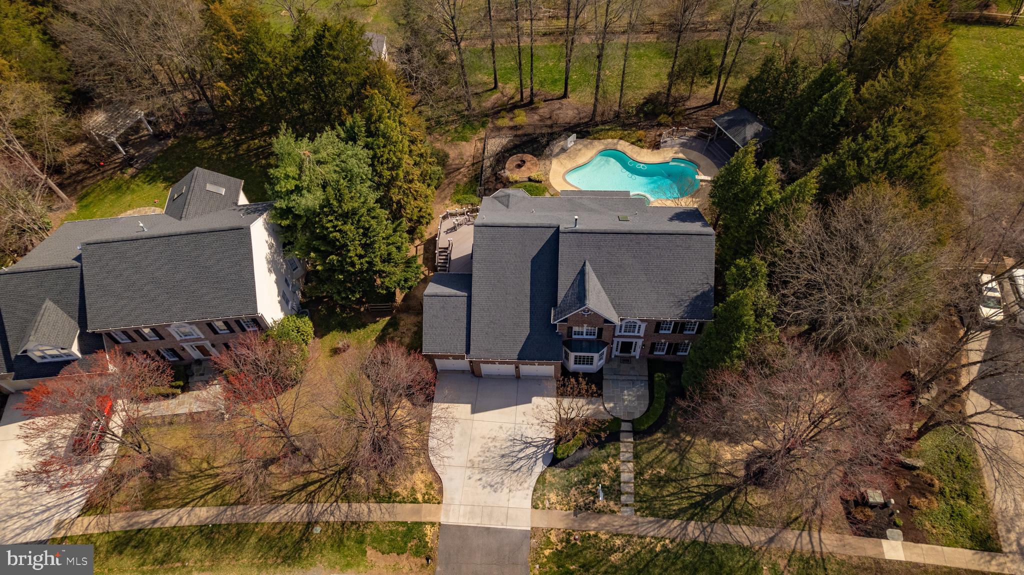 OAK VALLEY - Residential