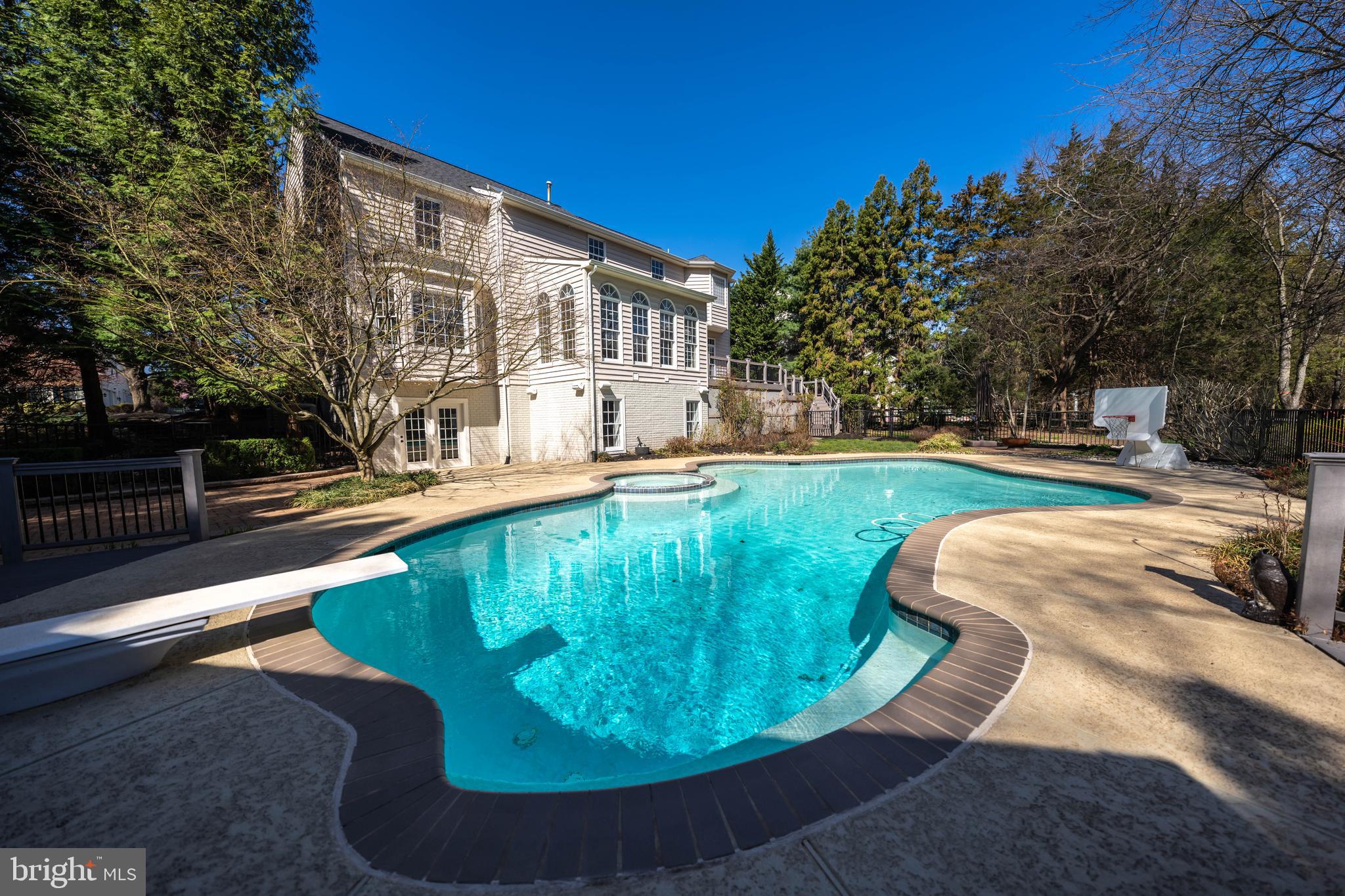 OAK VALLEY - Residential