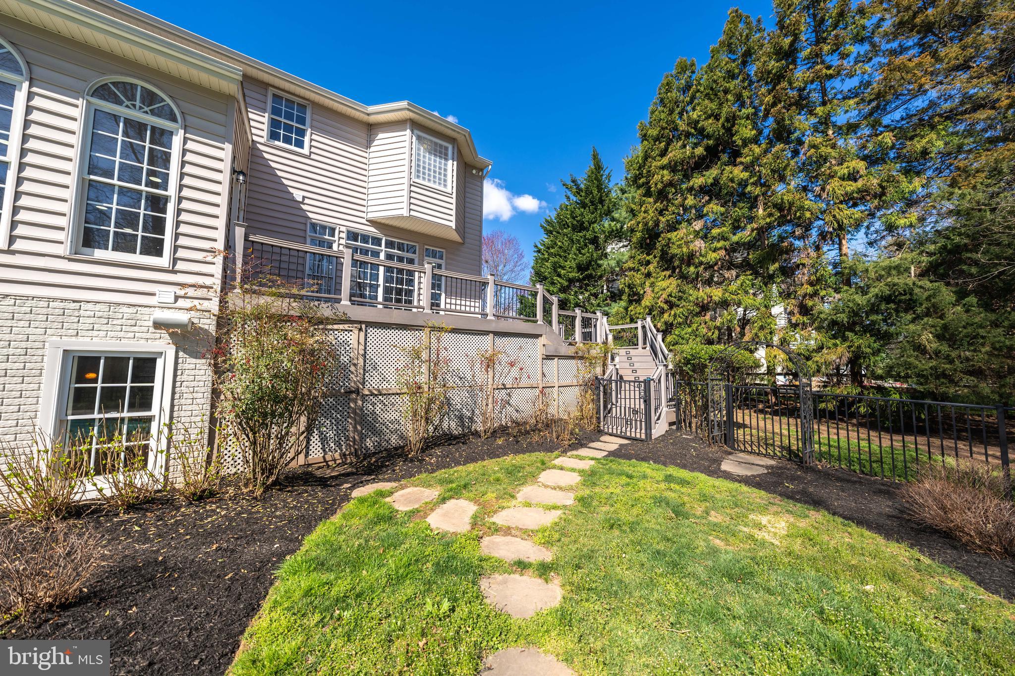 OAK VALLEY - Residential